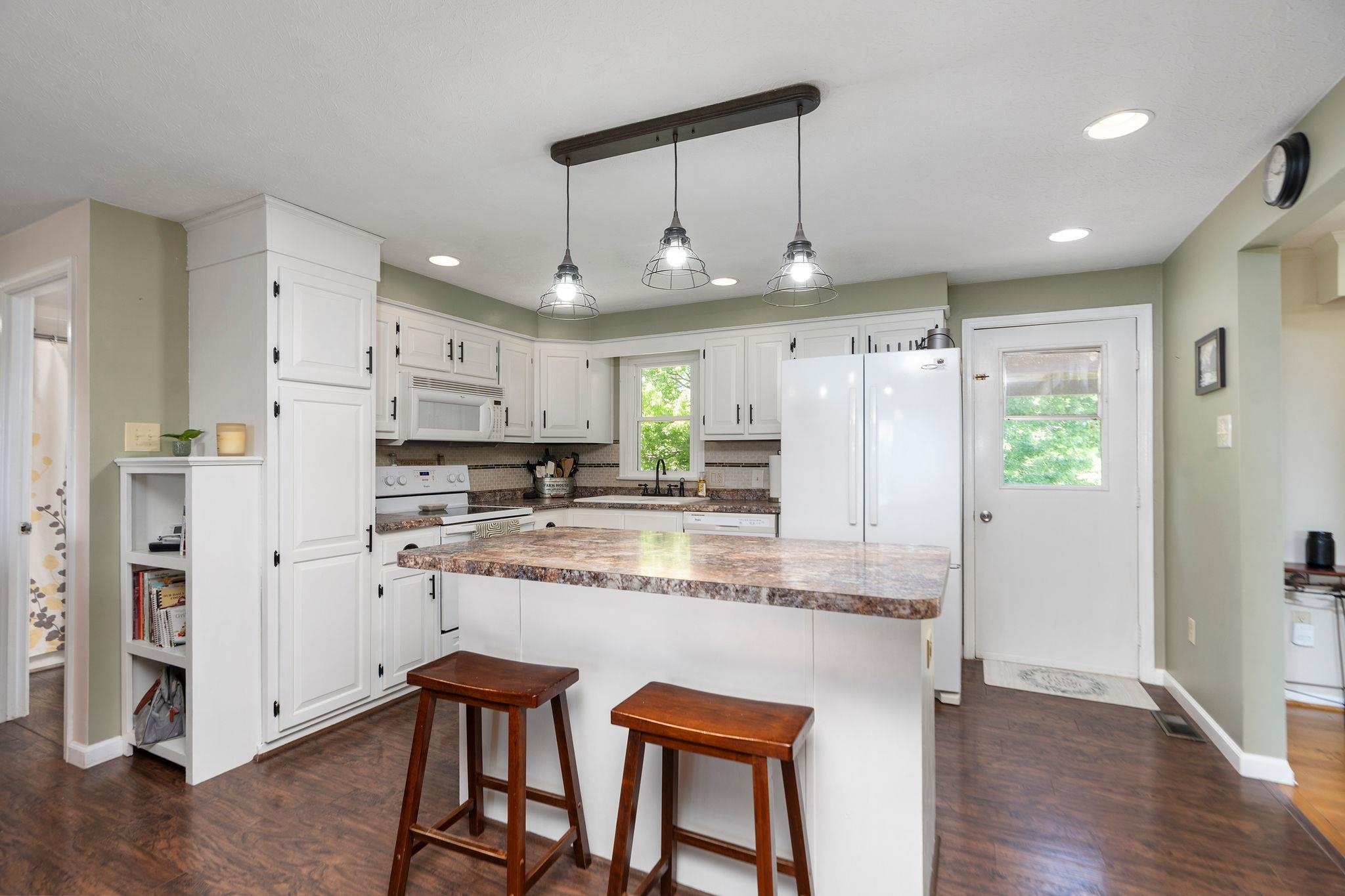 2061 OLD GREENVILLE RD, GREENVILLE, Virginia 24440, 4 Bedrooms Bedrooms, ,3 BathroomsBathrooms,Residential,2061 OLD GREENVILLE RD,676573 MLS # 676573