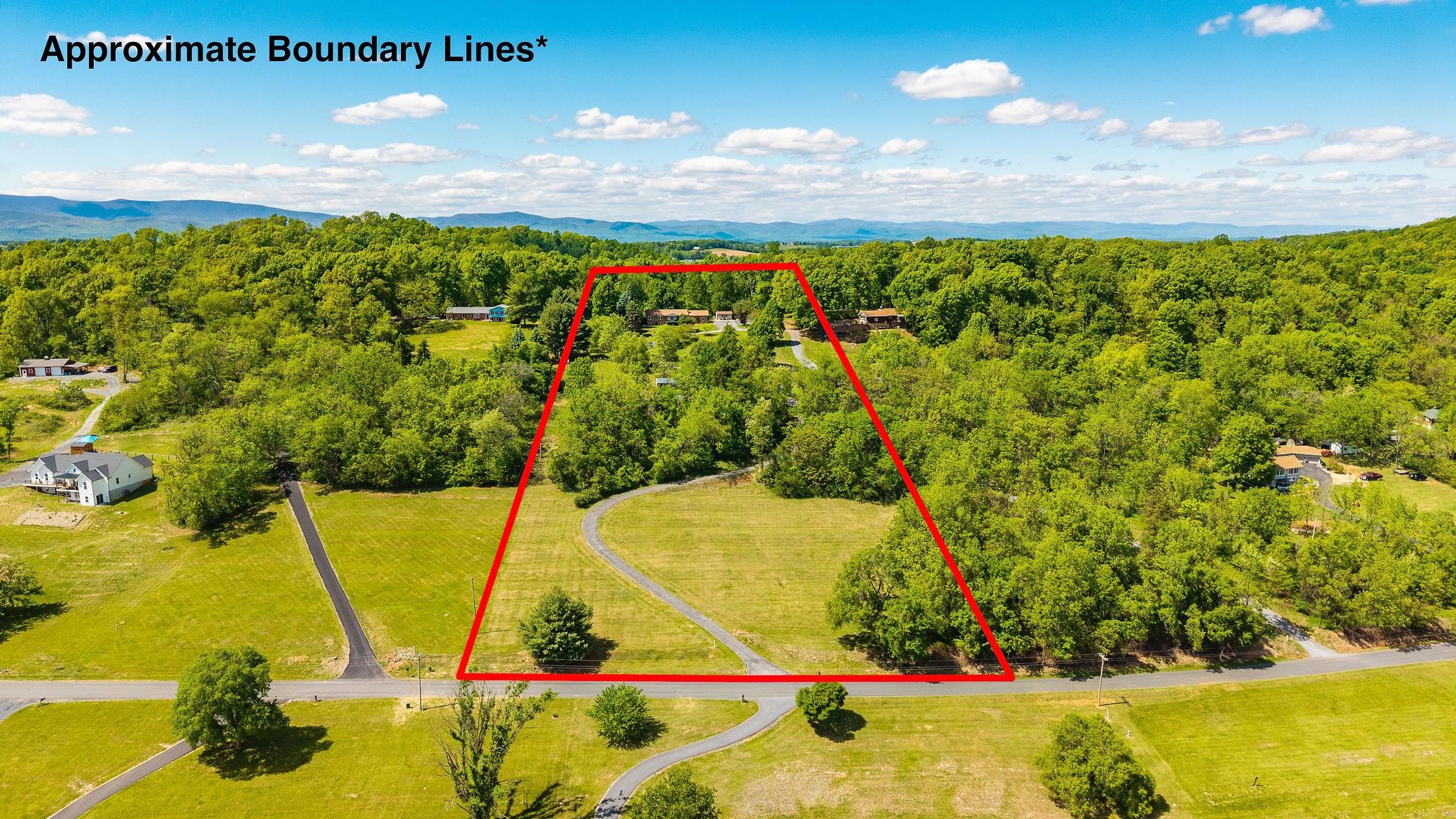 2061 OLD GREENVILLE RD, GREENVILLE, Virginia 24440, 4 Bedrooms Bedrooms, ,3 BathroomsBathrooms,Residential,2061 OLD GREENVILLE RD,676573 MLS # 676573