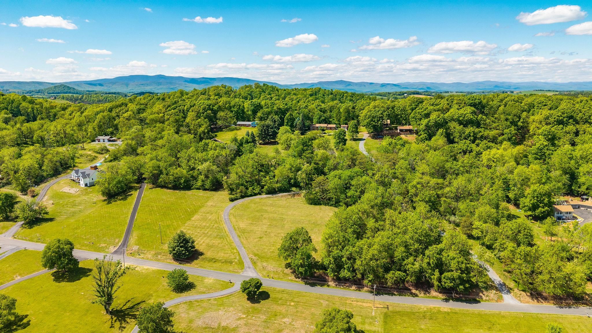 2061 OLD GREENVILLE RD, GREENVILLE, Virginia 24440, 4 Bedrooms Bedrooms, ,3 BathroomsBathrooms,Residential,2061 OLD GREENVILLE RD,676573 MLS # 676573