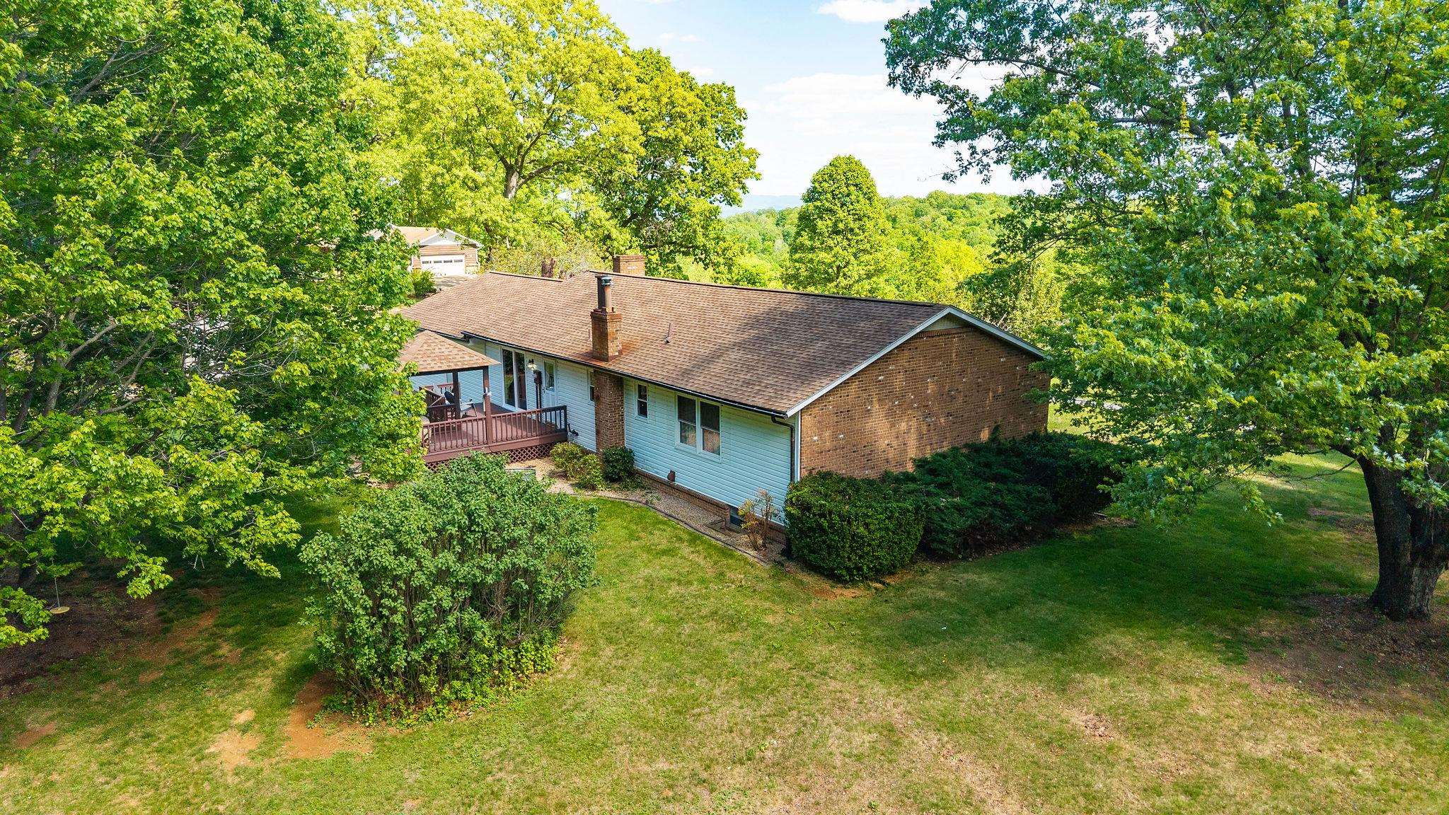 2061 OLD GREENVILLE RD, GREENVILLE, Virginia 24440, 4 Bedrooms Bedrooms, ,3 BathroomsBathrooms,Residential,2061 OLD GREENVILLE RD,676573 MLS # 676573