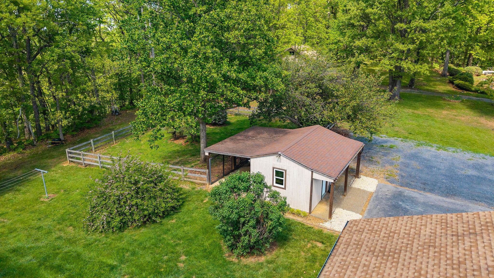 2061 OLD GREENVILLE RD, GREENVILLE, Virginia 24440, 4 Bedrooms Bedrooms, ,3 BathroomsBathrooms,Residential,2061 OLD GREENVILLE RD,676573 MLS # 676573