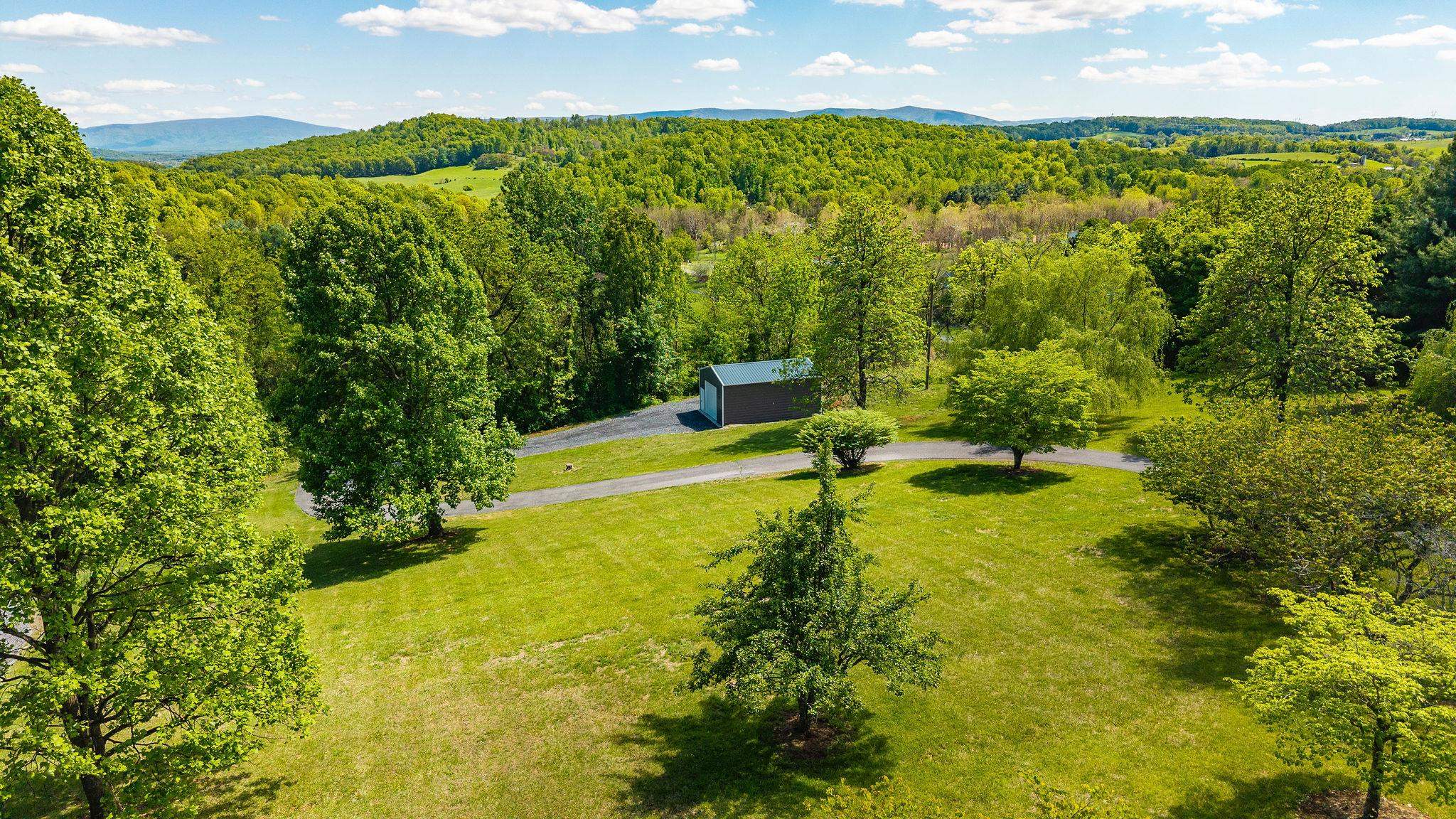 2061 OLD GREENVILLE RD, GREENVILLE, Virginia 24440, 4 Bedrooms Bedrooms, ,3 BathroomsBathrooms,Residential,2061 OLD GREENVILLE RD,676573 MLS # 676573