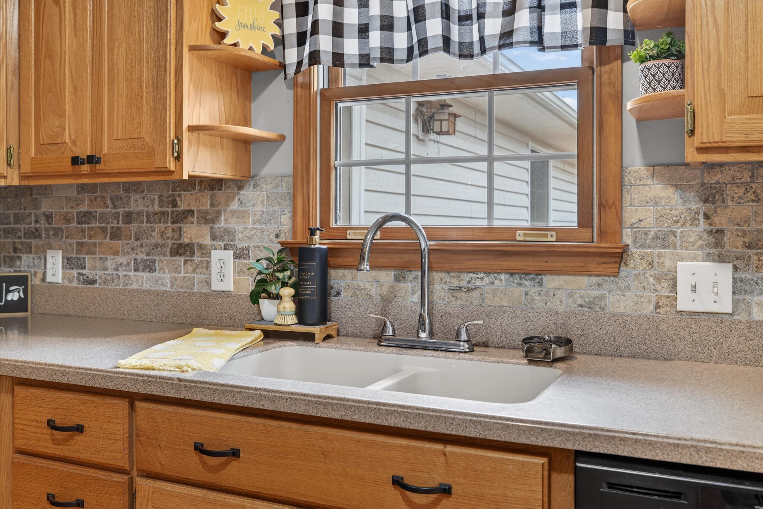 1582 HOWARDSVILLE TPKE, STUARTS DRAFT, Virginia 24477, 3 Bedrooms Bedrooms, ,2 BathroomsBathrooms,Residential,1582 HOWARDSVILLE TPKE,676575 MLS # 676575