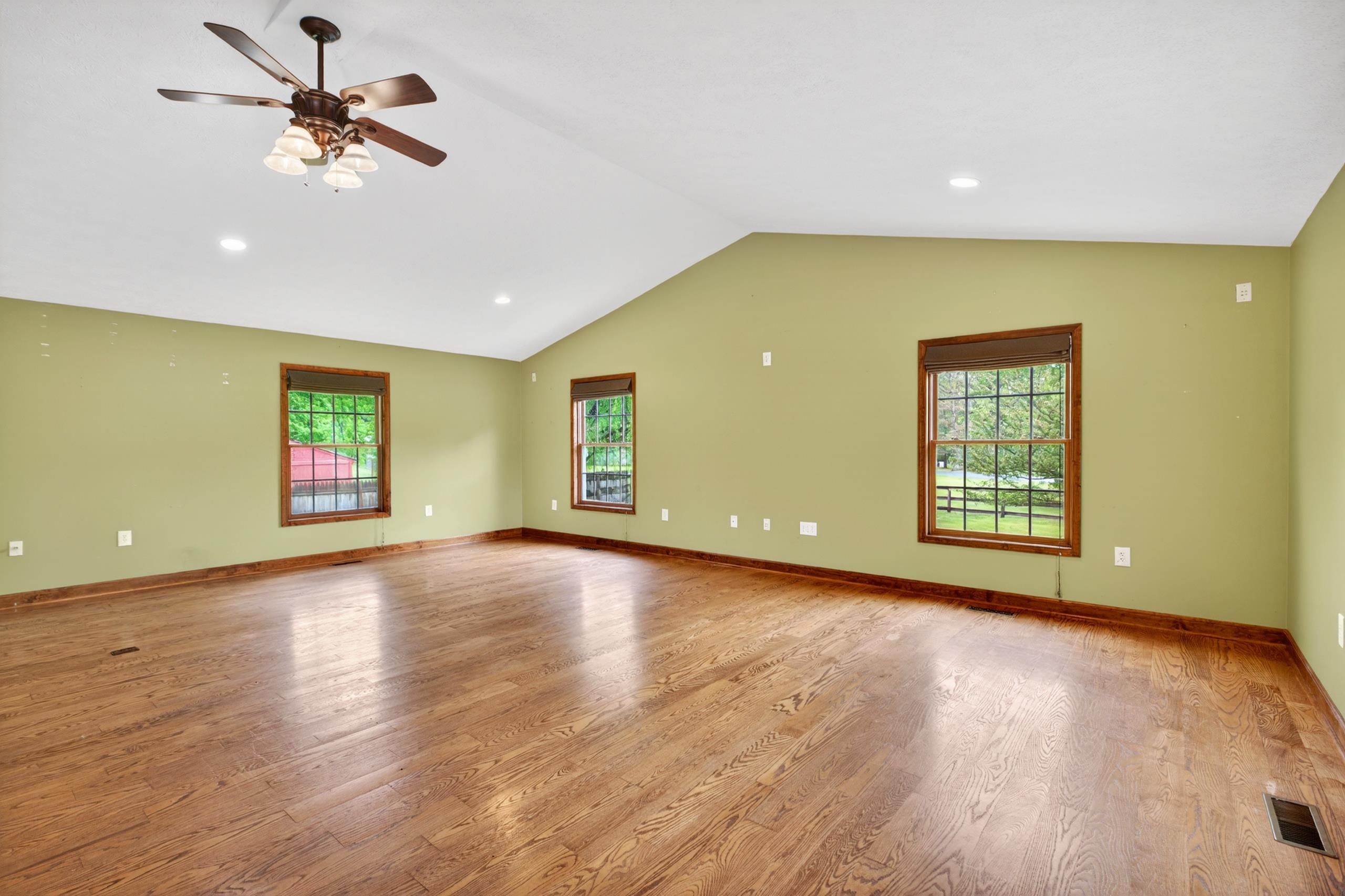1582 HOWARDSVILLE TPKE, STUARTS DRAFT, Virginia 24477, 3 Bedrooms Bedrooms, ,2 BathroomsBathrooms,Residential,1582 HOWARDSVILLE TPKE,676575 MLS # 676575