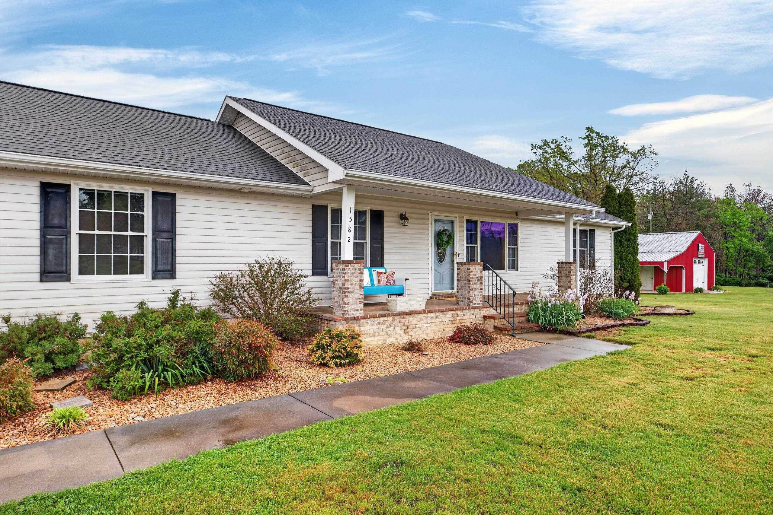 1582 HOWARDSVILLE TPKE, STUARTS DRAFT, Virginia 24477, 3 Bedrooms Bedrooms, ,2 BathroomsBathrooms,Residential,1582 HOWARDSVILLE TPKE,676575 MLS # 676575