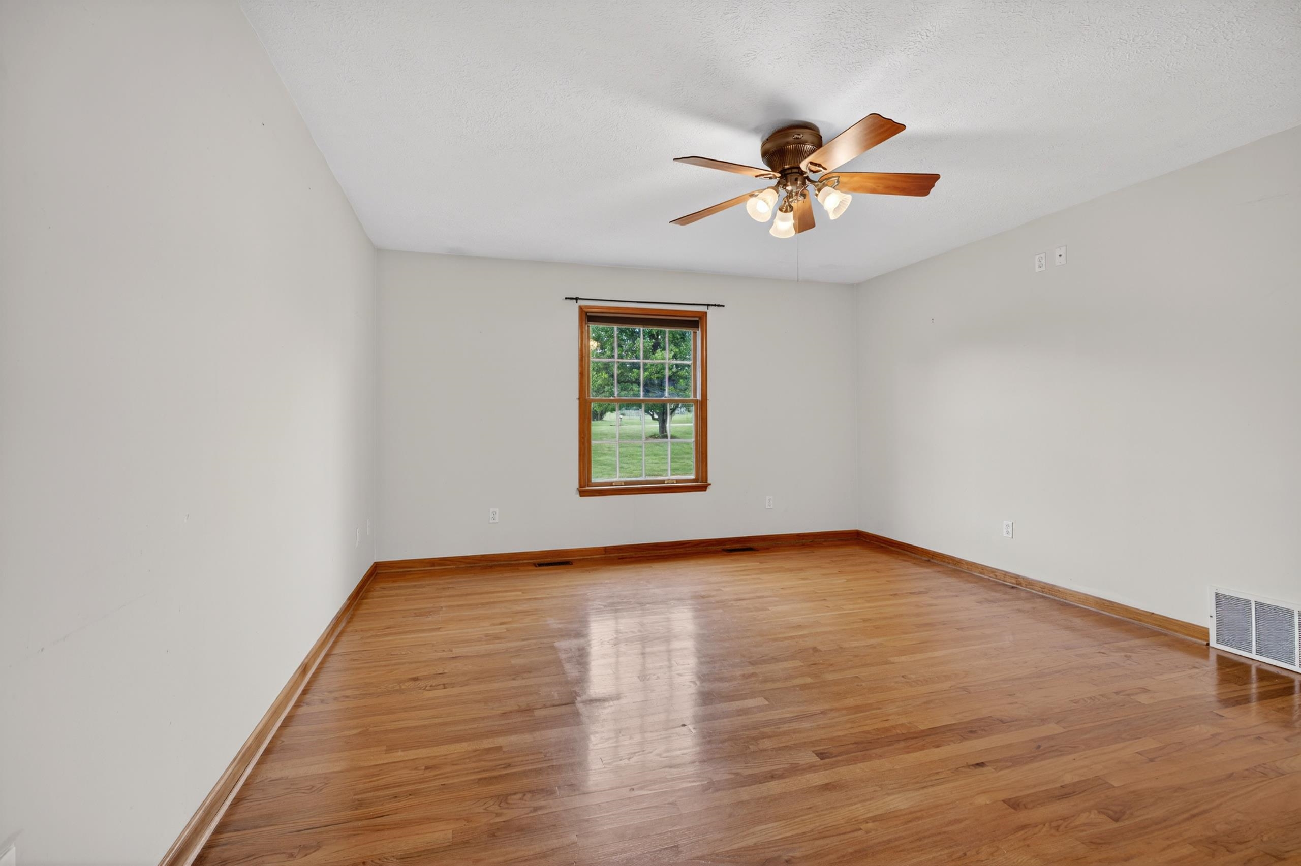 1582 HOWARDSVILLE TPKE, STUARTS DRAFT, Virginia 24477, 3 Bedrooms Bedrooms, ,2 BathroomsBathrooms,Residential,1582 HOWARDSVILLE TPKE,676575 MLS # 676575
