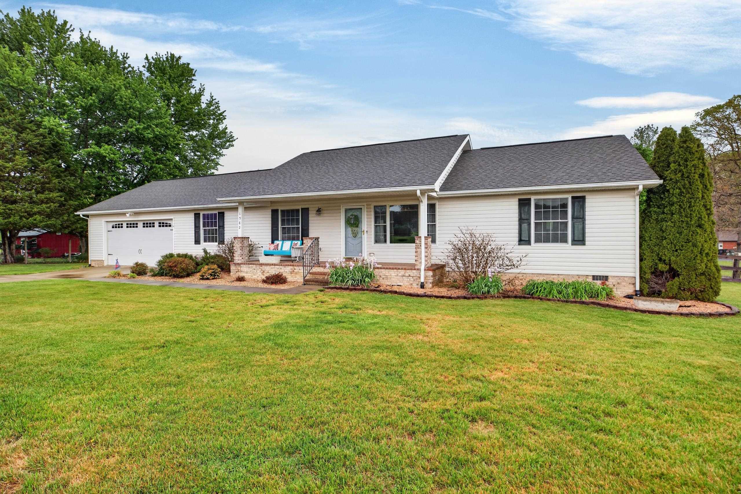 1582 HOWARDSVILLE TPKE, STUARTS DRAFT, Virginia 24477, 3 Bedrooms Bedrooms, ,2 BathroomsBathrooms,Residential,1582 HOWARDSVILLE TPKE,676575 MLS # 676575