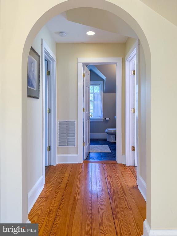 560 RICHMOND RD, AMISSVILLE, Virginia 20106, 4 Bedrooms Bedrooms, ,4 BathroomsBathrooms,Residential,560 RICHMOND RD,VARP2002374 MLS # VARP2002374