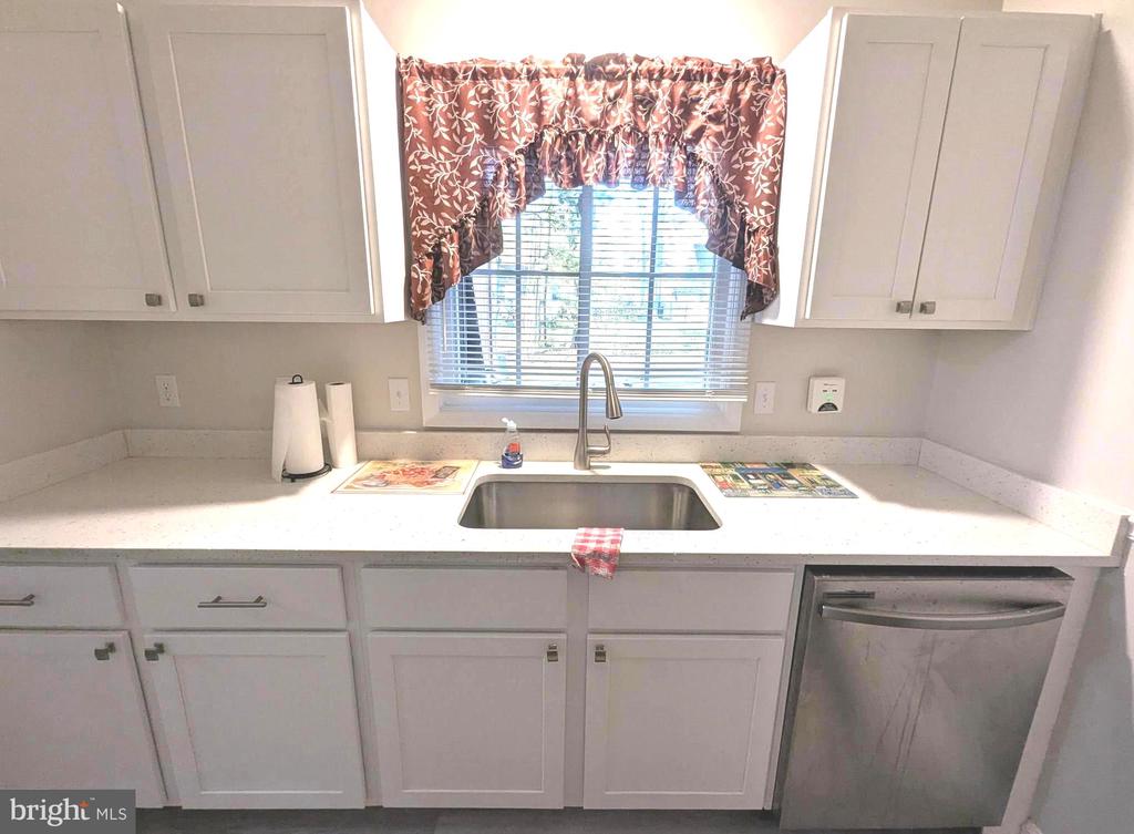 5505 PETERS LN, FREDERICKSBURG, Virginia 22407, 3 Bedrooms Bedrooms, ,2 BathroomsBathrooms,Residential,5505 PETERS LN,VASP2040702 MLS # VASP2040702