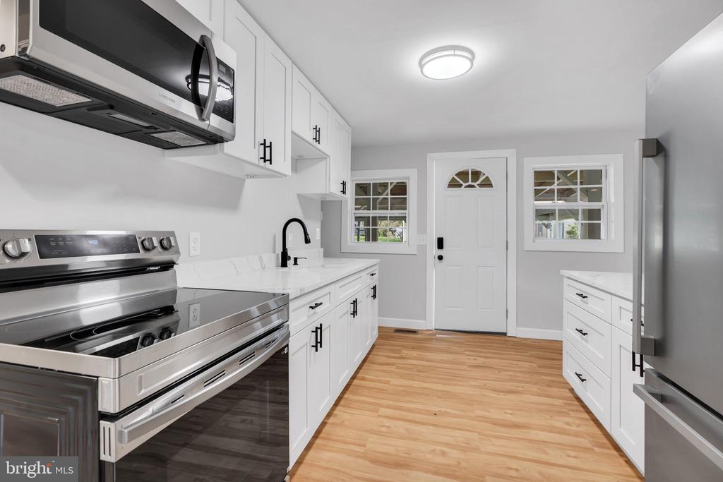 6202 MARYE RD, WOODFORD, Virginia 22580, 3 Bedrooms Bedrooms, ,2 BathroomsBathrooms,Residential,6202 MARYE RD,VASP2041196 MLS # VASP2041196