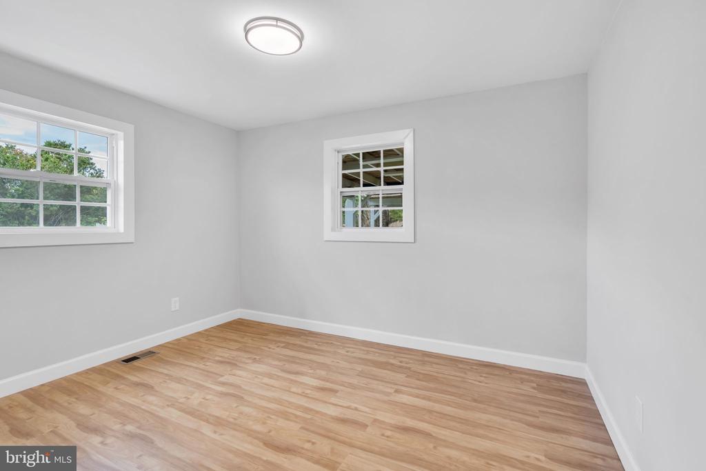 6202 MARYE RD, WOODFORD, Virginia 22580, 3 Bedrooms Bedrooms, ,2 BathroomsBathrooms,Residential,6202 MARYE RD,VASP2041196 MLS # VASP2041196