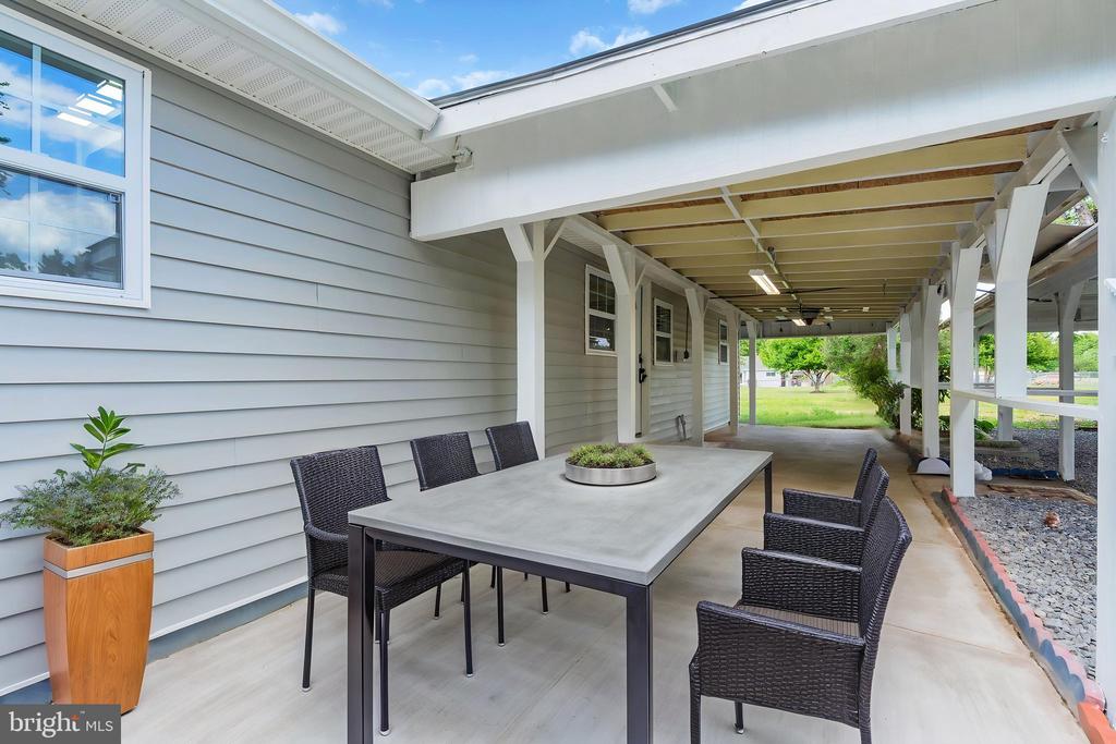 6202 MARYE RD, WOODFORD, Virginia 22580, 3 Bedrooms Bedrooms, ,2 BathroomsBathrooms,Residential,6202 MARYE RD,VASP2041196 MLS # VASP2041196