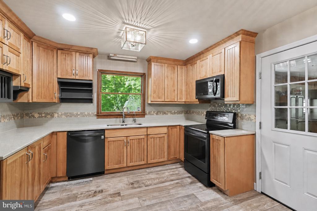 5001 COURTHOUSE RD, SPOTSYLVANIA, Virginia 22551, 3 Bedrooms Bedrooms, ,3 BathroomsBathrooms,Residential,5001 COURTHOUSE RD,VASP2041278 MLS # VASP2041278