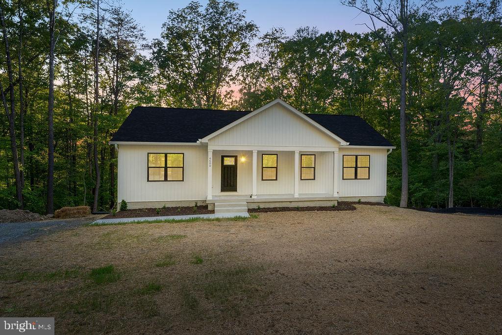 6600 DOCK LUCK LN, SPOTSYLVANIA, Virginia 22551, 5 Bedrooms Bedrooms, ,3 BathroomsBathrooms,Residential,6600 DOCK LUCK LN,VASP2041504 MLS # VASP2041504