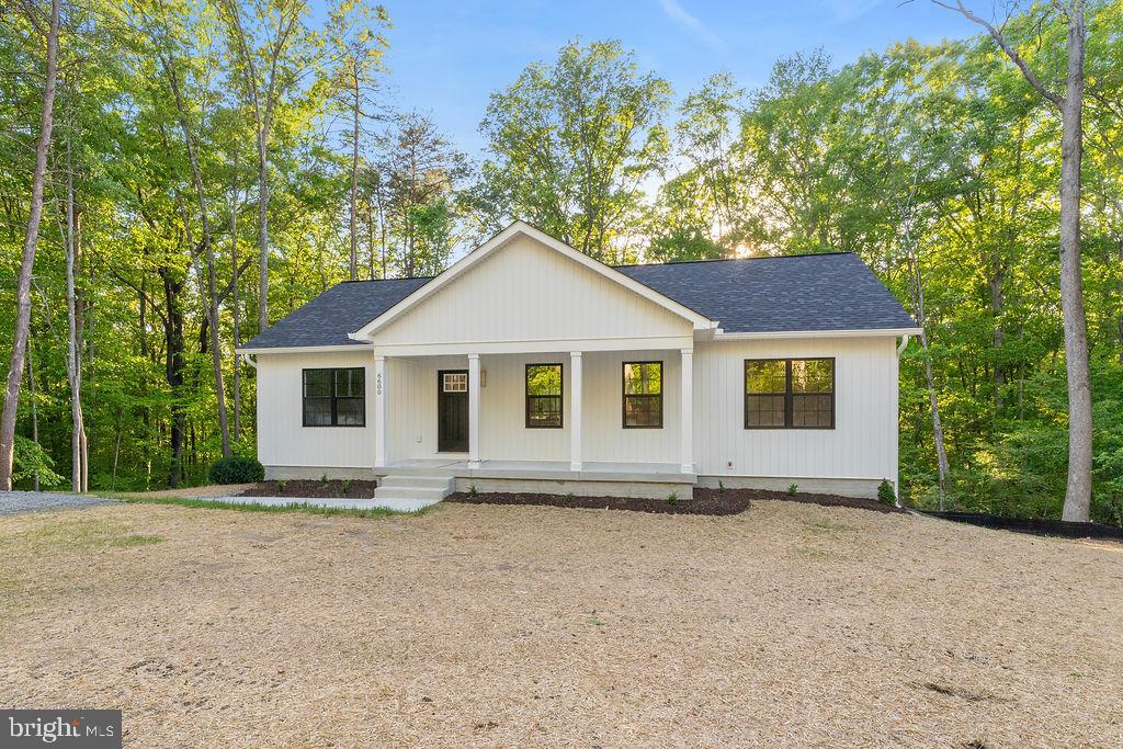 6600 DOCK LUCK LN, SPOTSYLVANIA, Virginia 22551, 5 Bedrooms Bedrooms, ,3 BathroomsBathrooms,Residential,6600 DOCK LUCK LN,VASP2041504 MLS # VASP2041504