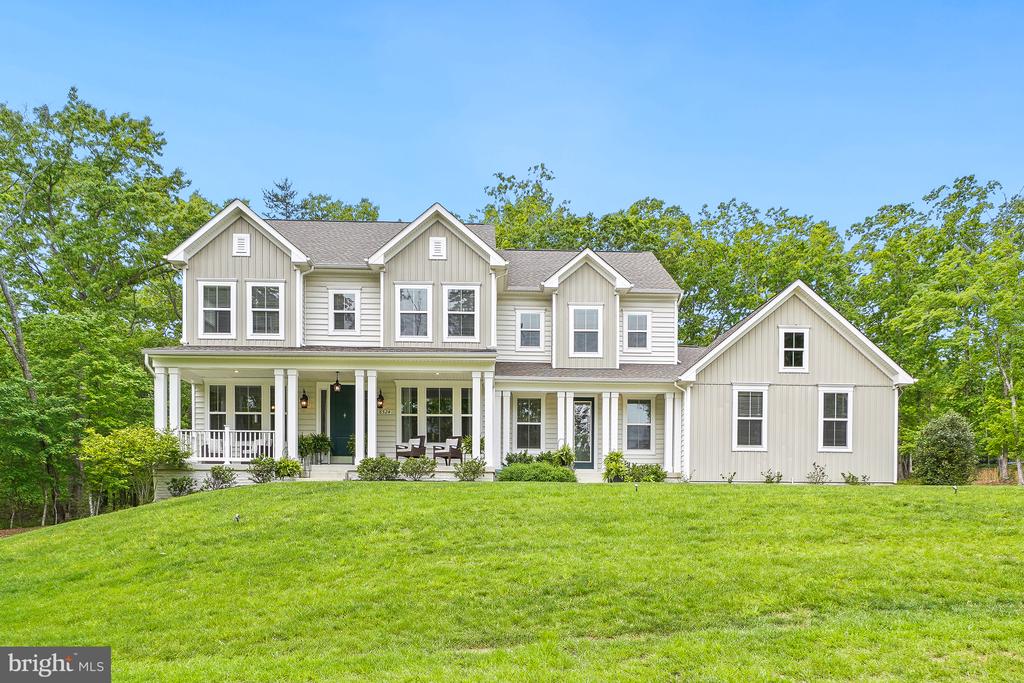 8524 LAROQUE RUN DR, FREDERICKSBURG, Virginia 22407, 6 Bedrooms Bedrooms, ,5 BathroomsBathrooms,Residential,8524 LAROQUE RUN DR,VASP2041508 MLS # VASP2041508