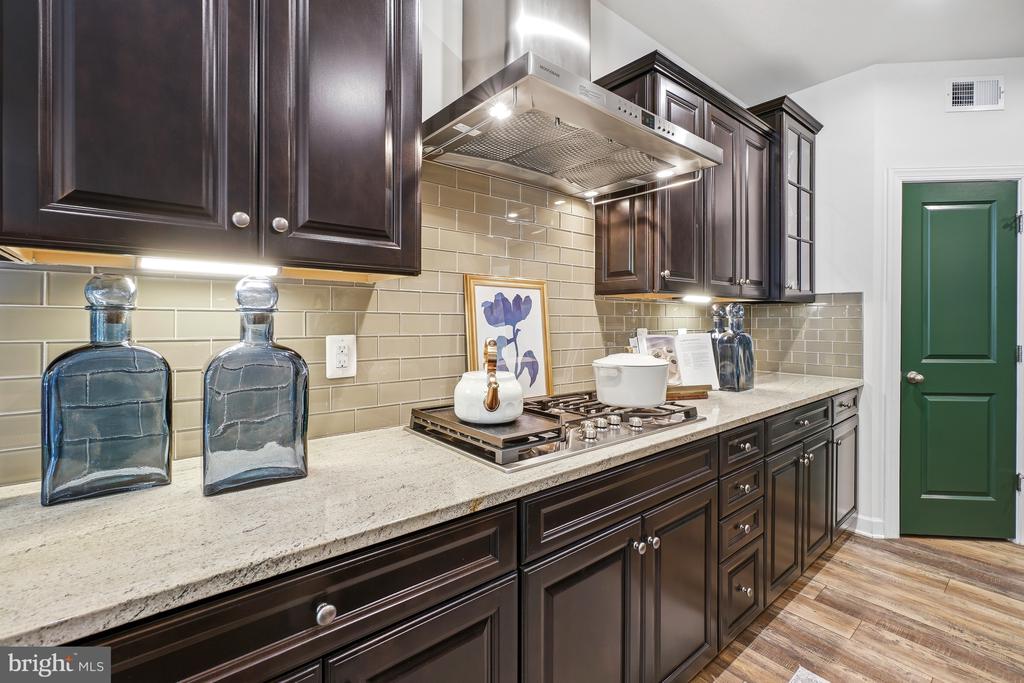 8524 LAROQUE RUN DR, FREDERICKSBURG, Virginia 22407, 6 Bedrooms Bedrooms, ,5 BathroomsBathrooms,Residential,8524 LAROQUE RUN DR,VASP2041508 MLS # VASP2041508