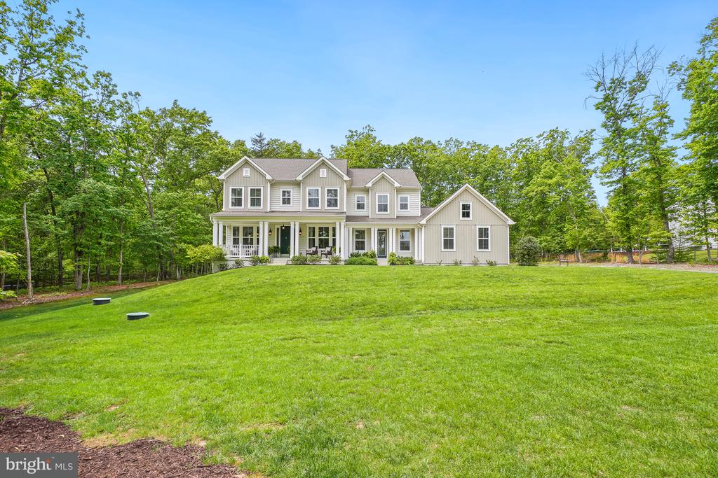 8524 LAROQUE RUN DR, FREDERICKSBURG, Virginia 22407, 6 Bedrooms Bedrooms, ,5 BathroomsBathrooms,Residential,8524 LAROQUE RUN DR,VASP2041508 MLS # VASP2041508