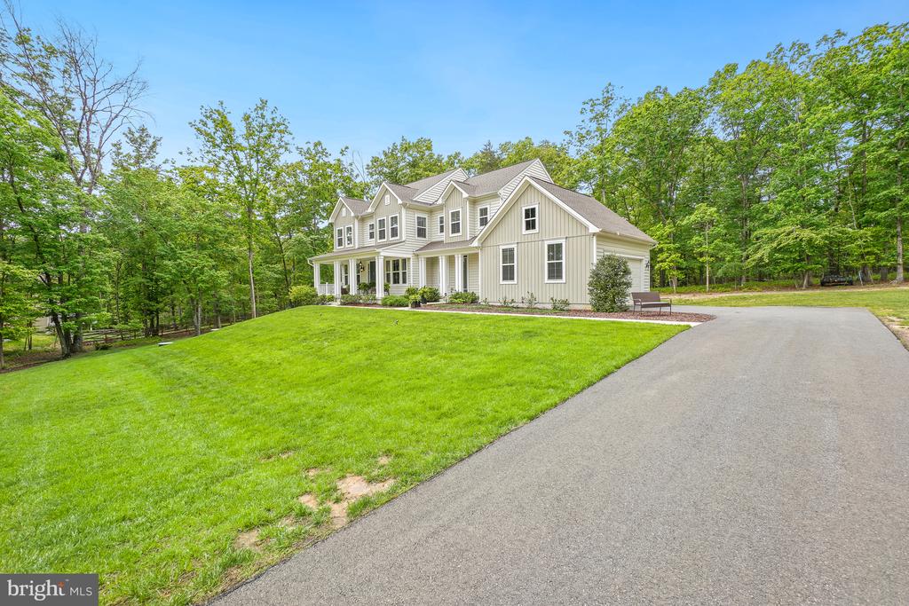 8524 LAROQUE RUN DR, FREDERICKSBURG, Virginia 22407, 6 Bedrooms Bedrooms, ,5 BathroomsBathrooms,Residential,8524 LAROQUE RUN DR,VASP2041508 MLS # VASP2041508