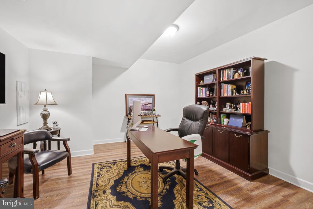 8524 LAROQUE RUN DR, FREDERICKSBURG, Virginia 22407, 6 Bedrooms Bedrooms, ,5 BathroomsBathrooms,Residential,8524 LAROQUE RUN DR,VASP2041508 MLS # VASP2041508
