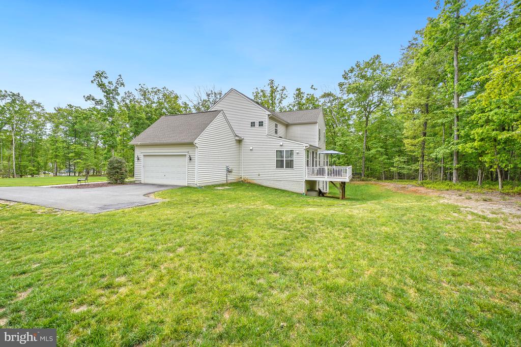 8524 LAROQUE RUN DR, FREDERICKSBURG, Virginia 22407, 6 Bedrooms Bedrooms, ,5 BathroomsBathrooms,Residential,8524 LAROQUE RUN DR,VASP2041508 MLS # VASP2041508