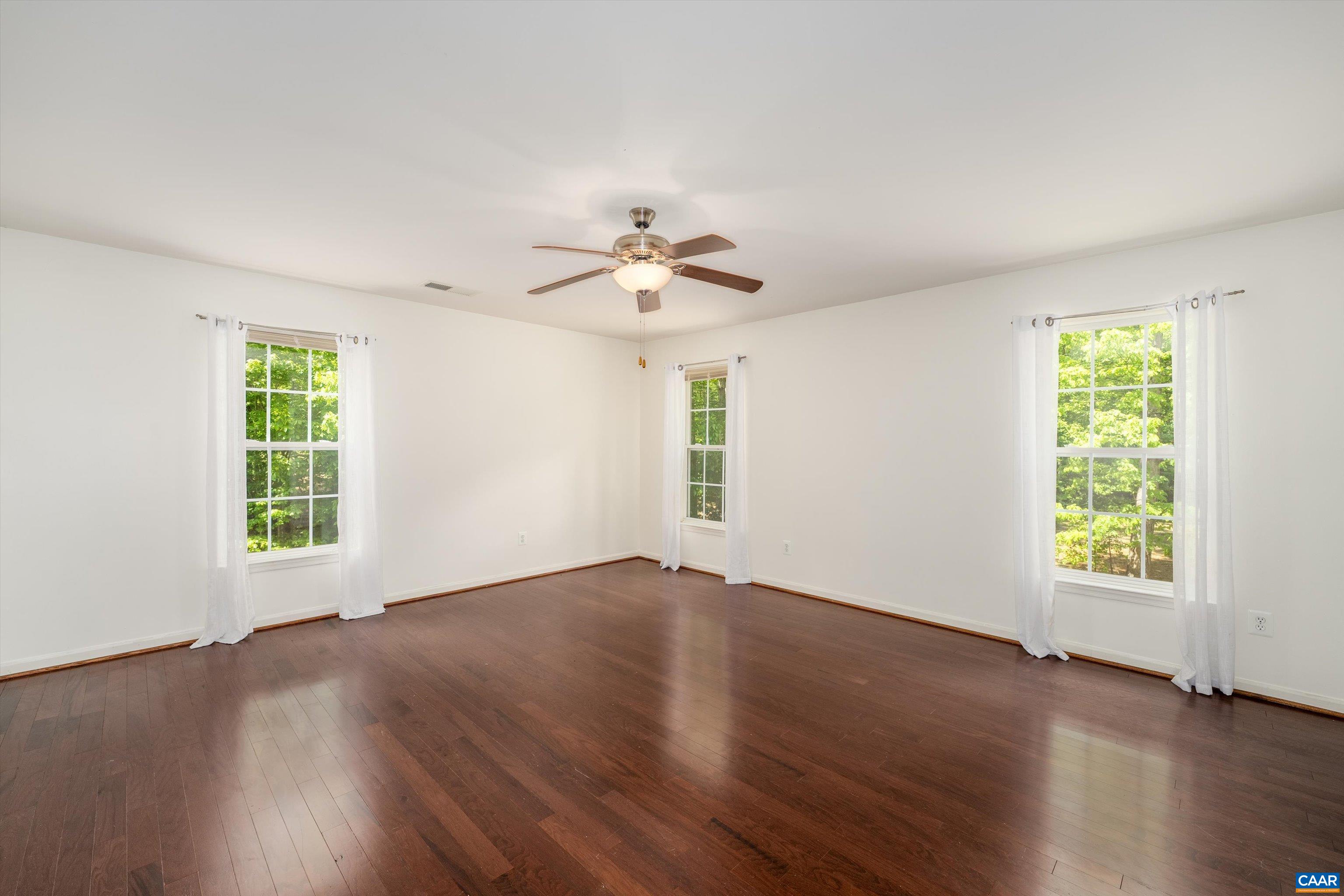 419 CARTER LN, LOUISA, Virginia 23093, 5 Bedrooms Bedrooms, ,3 BathroomsBathrooms,Residential,419 CARTER LN,676592 MLS # 676592