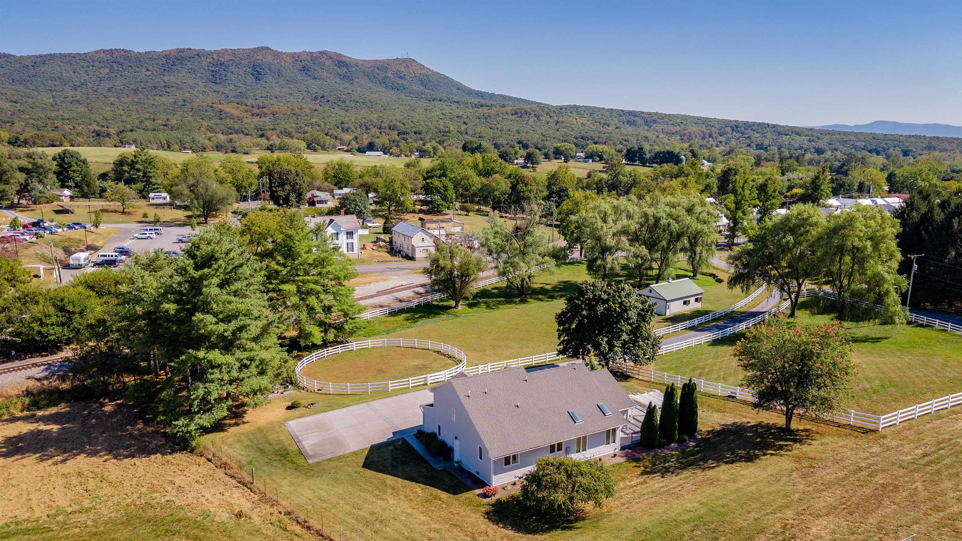 3603 RUSH LN, KEEZLETOWN, Virginia 22832, 3 Bedrooms Bedrooms, ,2 BathroomsBathrooms,Residential,3603 RUSH LN,676596 MLS # 676596