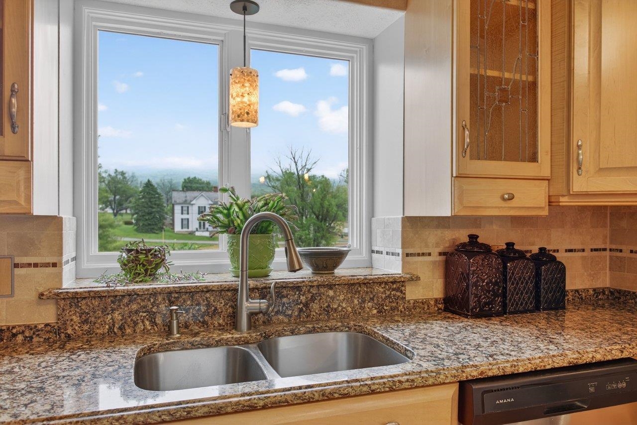 3603 RUSH LN, KEEZLETOWN, Virginia 22832, 3 Bedrooms Bedrooms, ,2 BathroomsBathrooms,Residential,3603 RUSH LN,676596 MLS # 676596