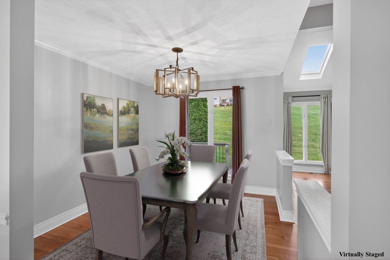 Formal dining room sits 6 +