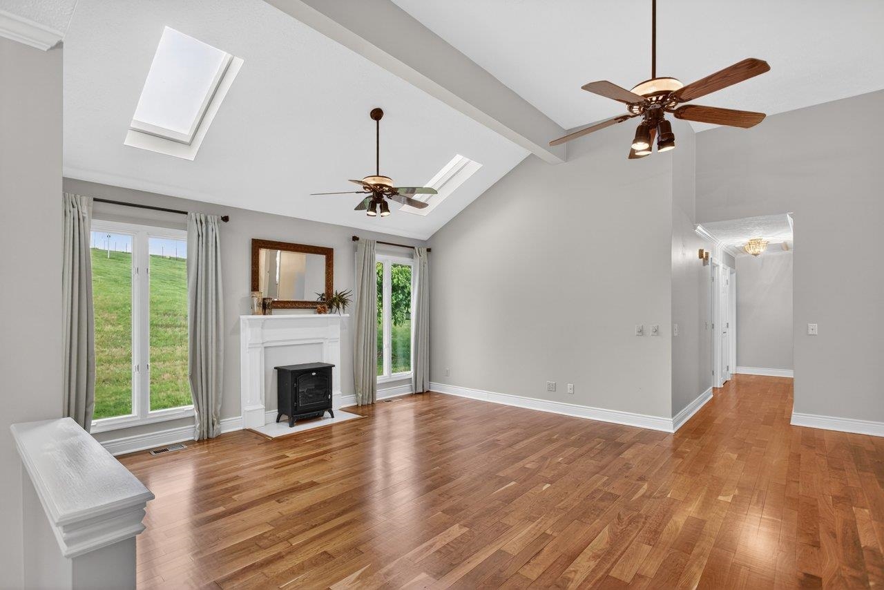 3603 RUSH LN, KEEZLETOWN, Virginia 22832, 3 Bedrooms Bedrooms, ,2 BathroomsBathrooms,Residential,3603 RUSH LN,676596 MLS # 676596