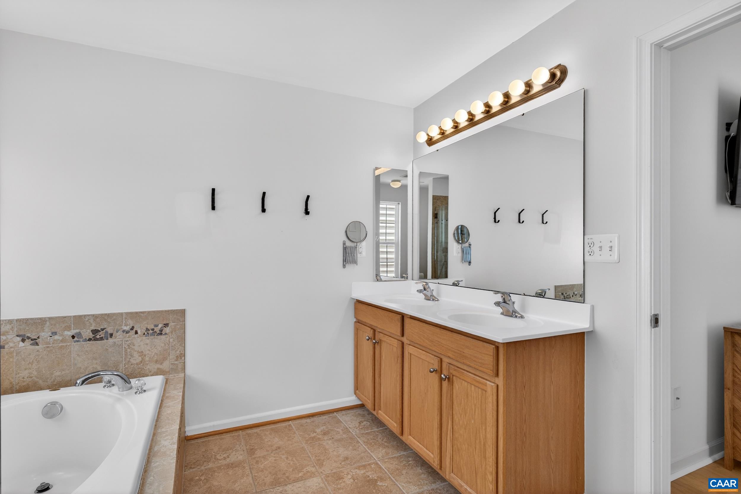 2417 ABINGTON DR, CHARLOTTESVILLE, Virginia 22911, 4 Bedrooms Bedrooms, ,3 BathroomsBathrooms,Residential,2417 ABINGTON DR,676599 MLS # 676599