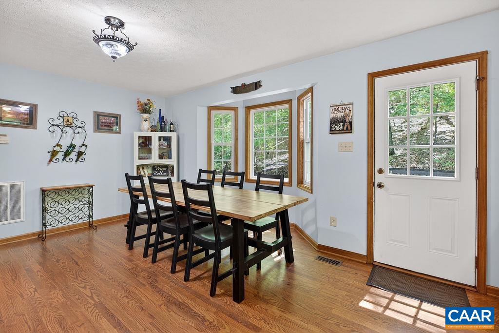 2 DOGWOOD LN, NELLYSFORD, Virginia 22958, 3 Bedrooms Bedrooms, ,2 BathroomsBathrooms,Residential,2 DOGWOOD LN,676600 MLS # 676600