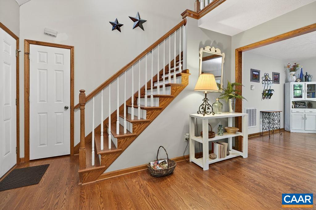 2 DOGWOOD LN, NELLYSFORD, Virginia 22958, 3 Bedrooms Bedrooms, ,2 BathroomsBathrooms,Residential,2 DOGWOOD LN,676600 MLS # 676600