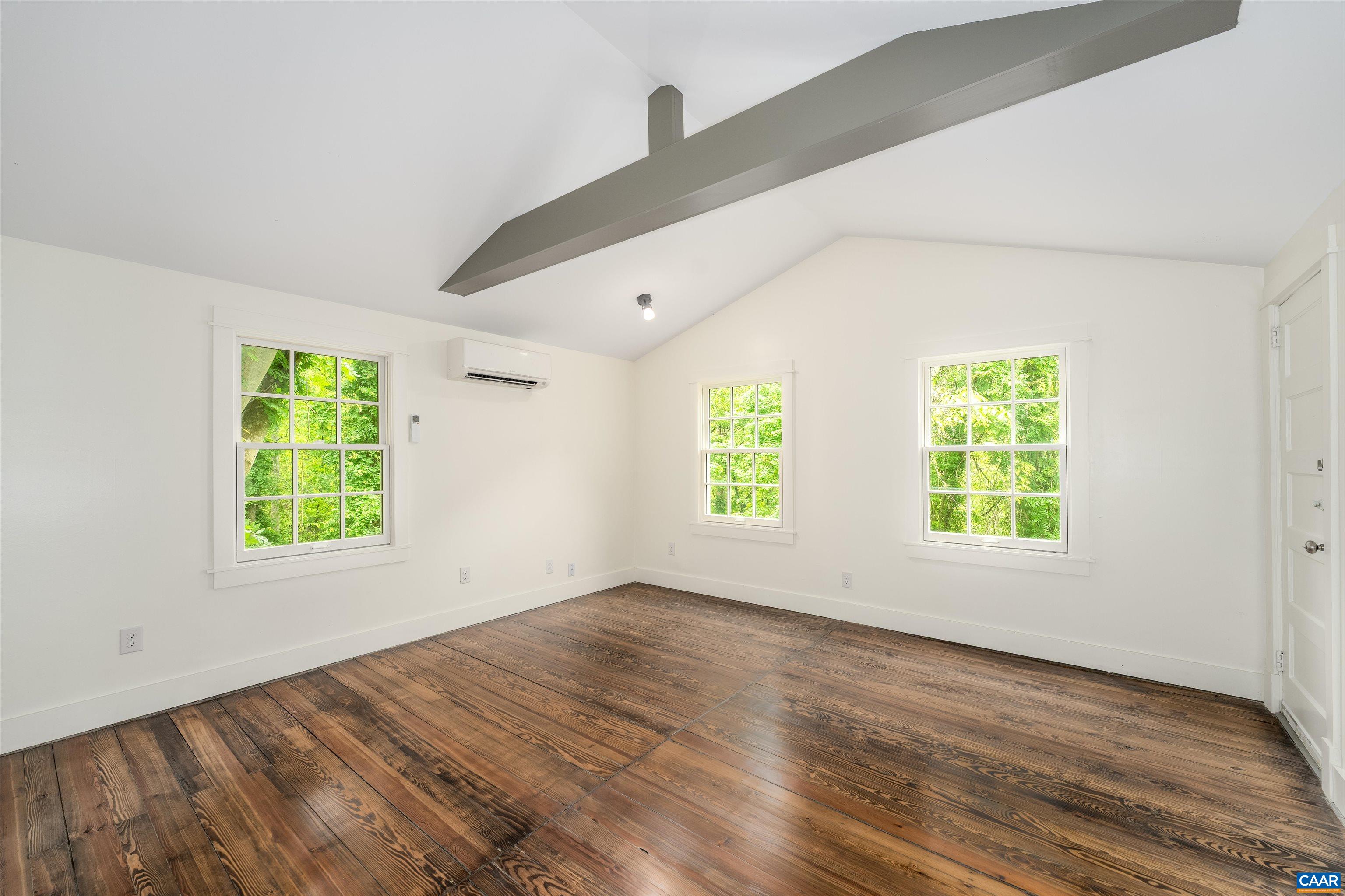 2068 LAKESIDE DR, CHARLOTTESVILLE, Virginia 22901, 2 Bedrooms Bedrooms, ,2 BathroomsBathrooms,Residential,The Lake Albemarle Cottage,2068 LAKESIDE DR,676602 MLS # 676602