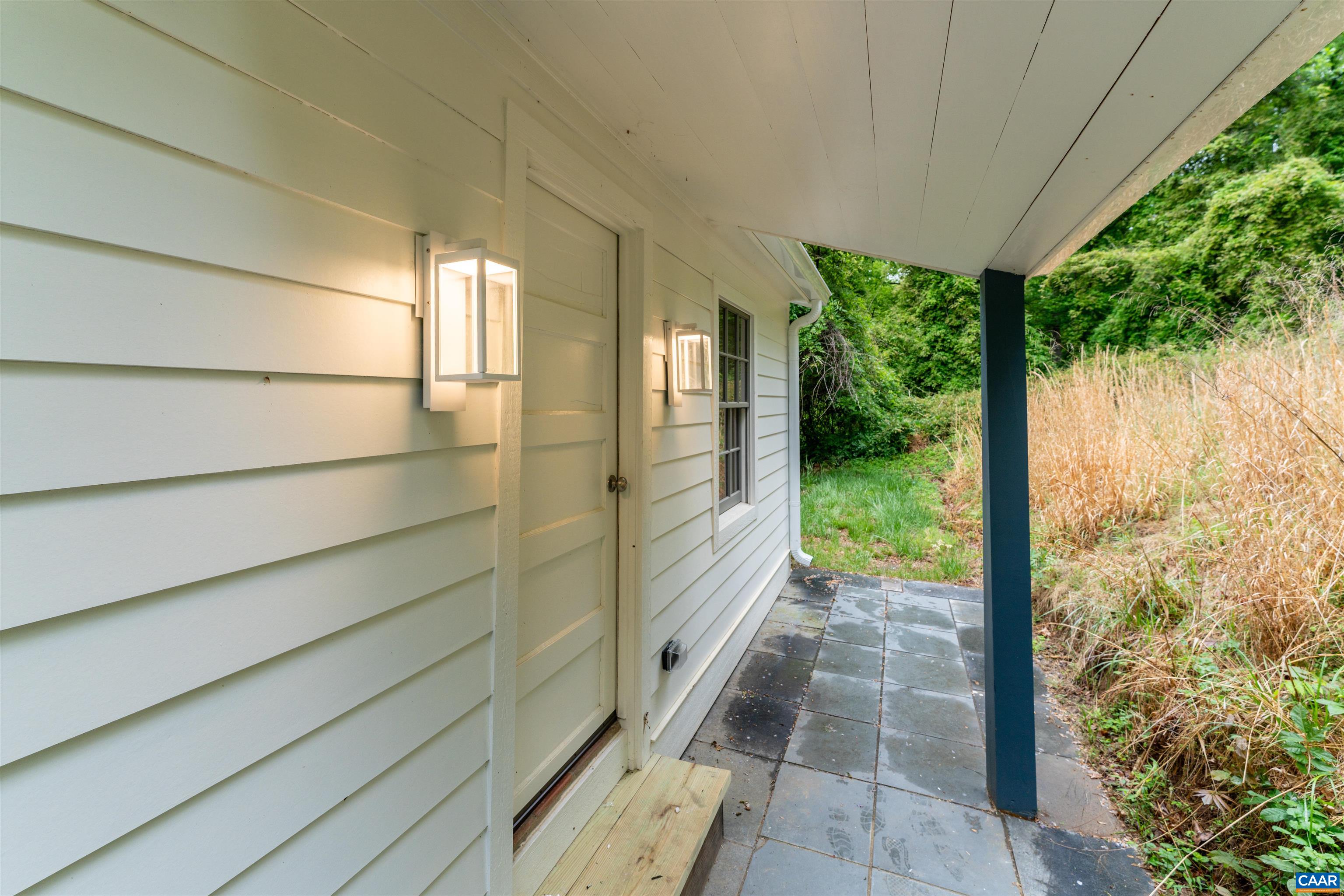 2068 LAKESIDE DR, CHARLOTTESVILLE, Virginia 22901, 2 Bedrooms Bedrooms, ,2 BathroomsBathrooms,Residential,The Lake Albemarle Cottage,2068 LAKESIDE DR,676602 MLS # 676602