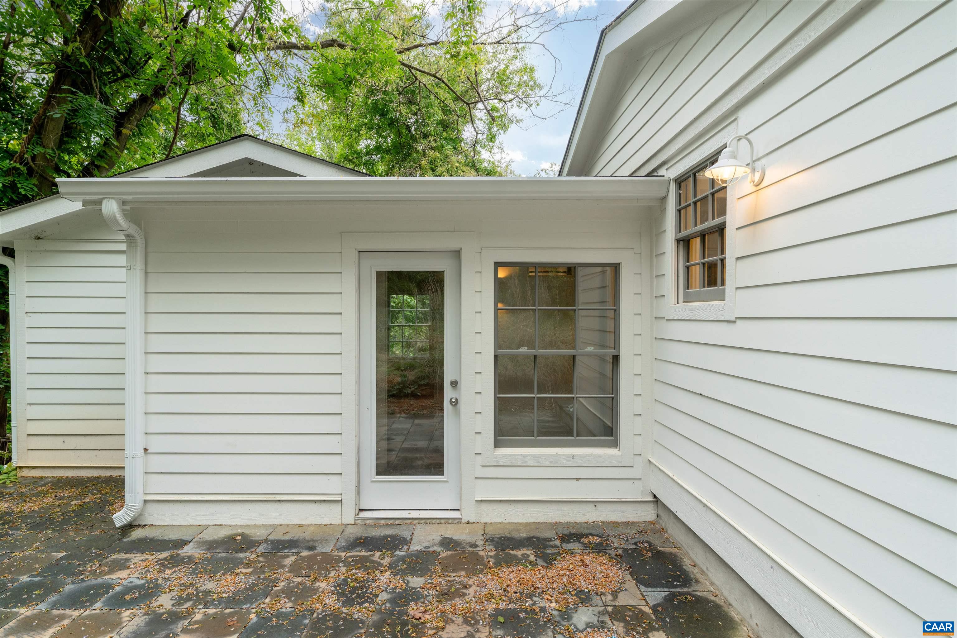 2068 LAKESIDE DR, CHARLOTTESVILLE, Virginia 22901, 2 Bedrooms Bedrooms, ,2 BathroomsBathrooms,Residential,The Lake Albemarle Cottage,2068 LAKESIDE DR,676602 MLS # 676602