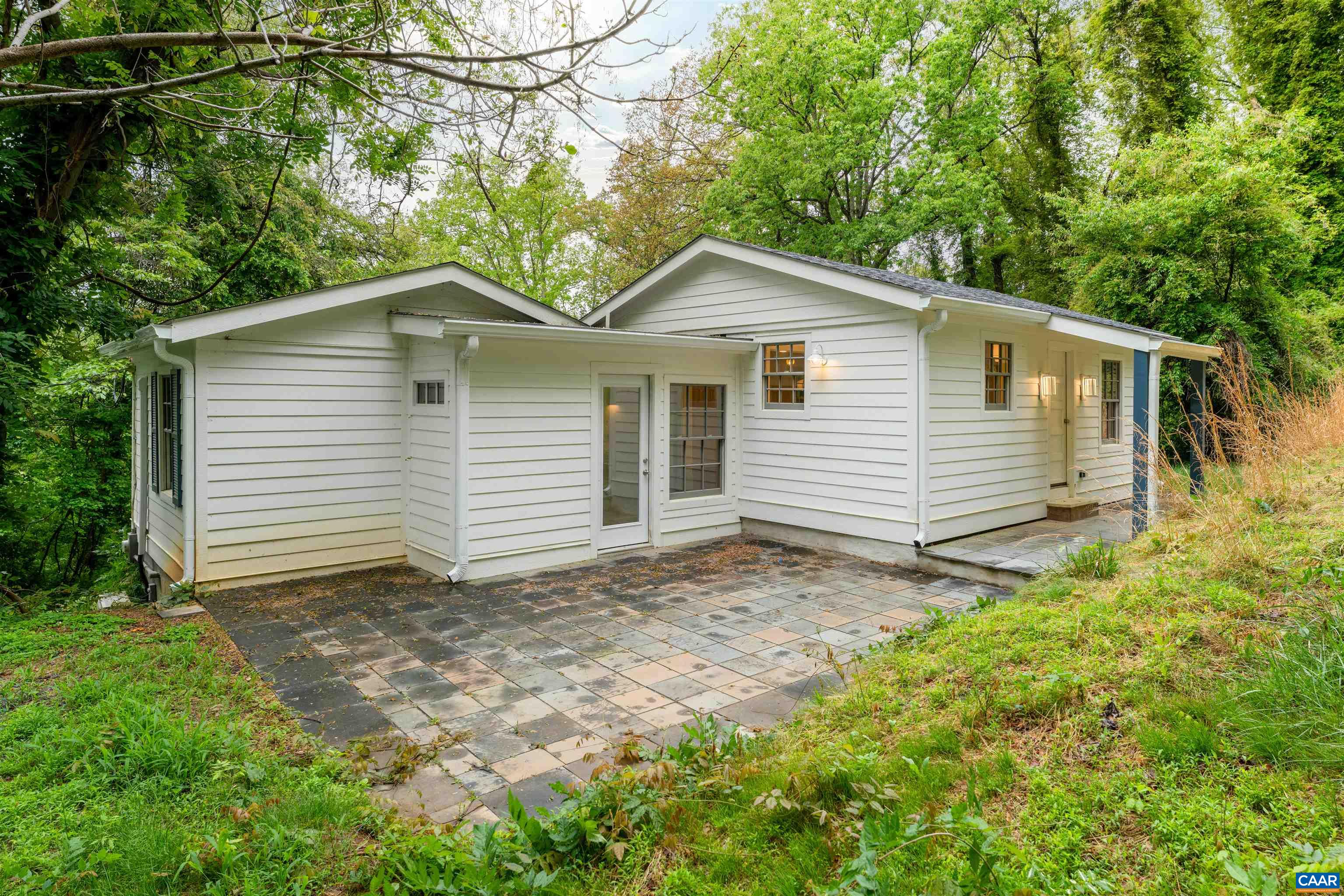 2068 LAKESIDE DR, CHARLOTTESVILLE, Virginia 22901, 2 Bedrooms Bedrooms, ,2 BathroomsBathrooms,Residential,The Lake Albemarle Cottage,2068 LAKESIDE DR,676602 MLS # 676602