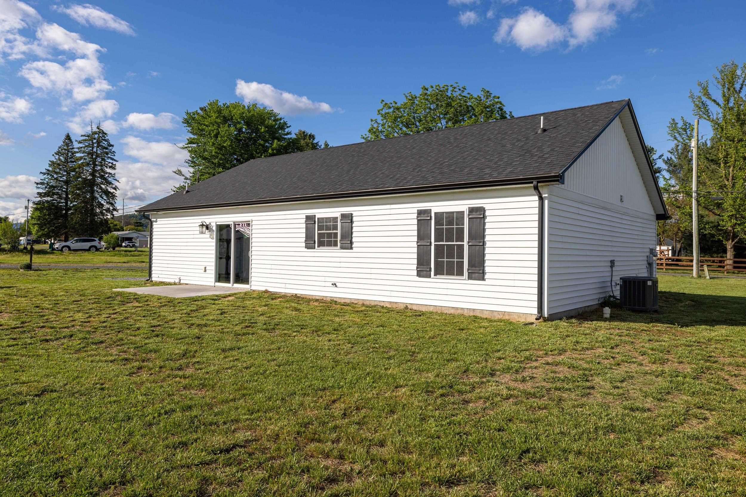 2212 W DRY RIVER RD, DAYTON, Virginia 22821, 3 Bedrooms Bedrooms, ,2 BathroomsBathrooms,Residential,2212 W DRY RIVER RD,676604 MLS # 676604