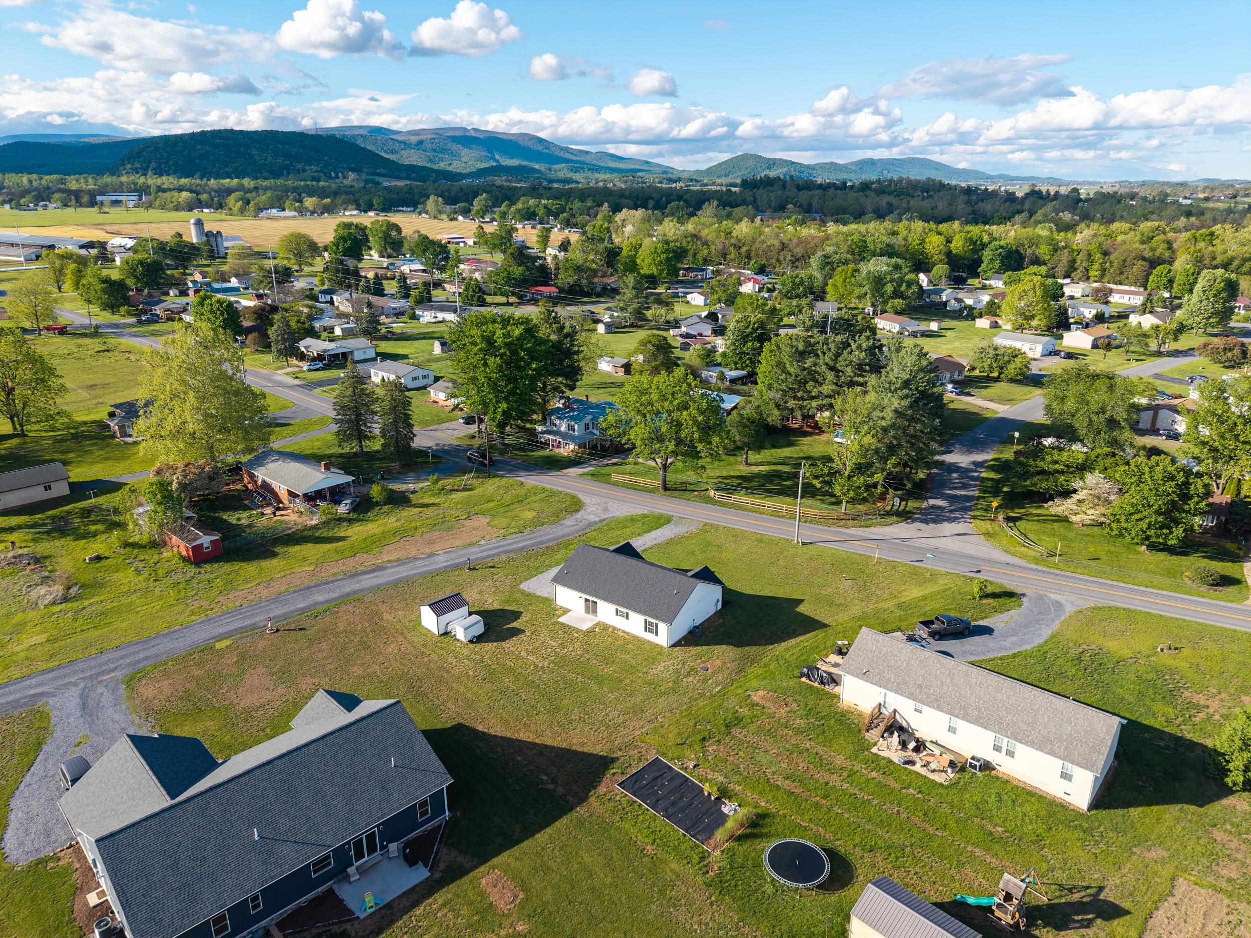 2212 W DRY RIVER RD, DAYTON, Virginia 22821, 3 Bedrooms Bedrooms, ,2 BathroomsBathrooms,Residential,2212 W DRY RIVER RD,676604 MLS # 676604