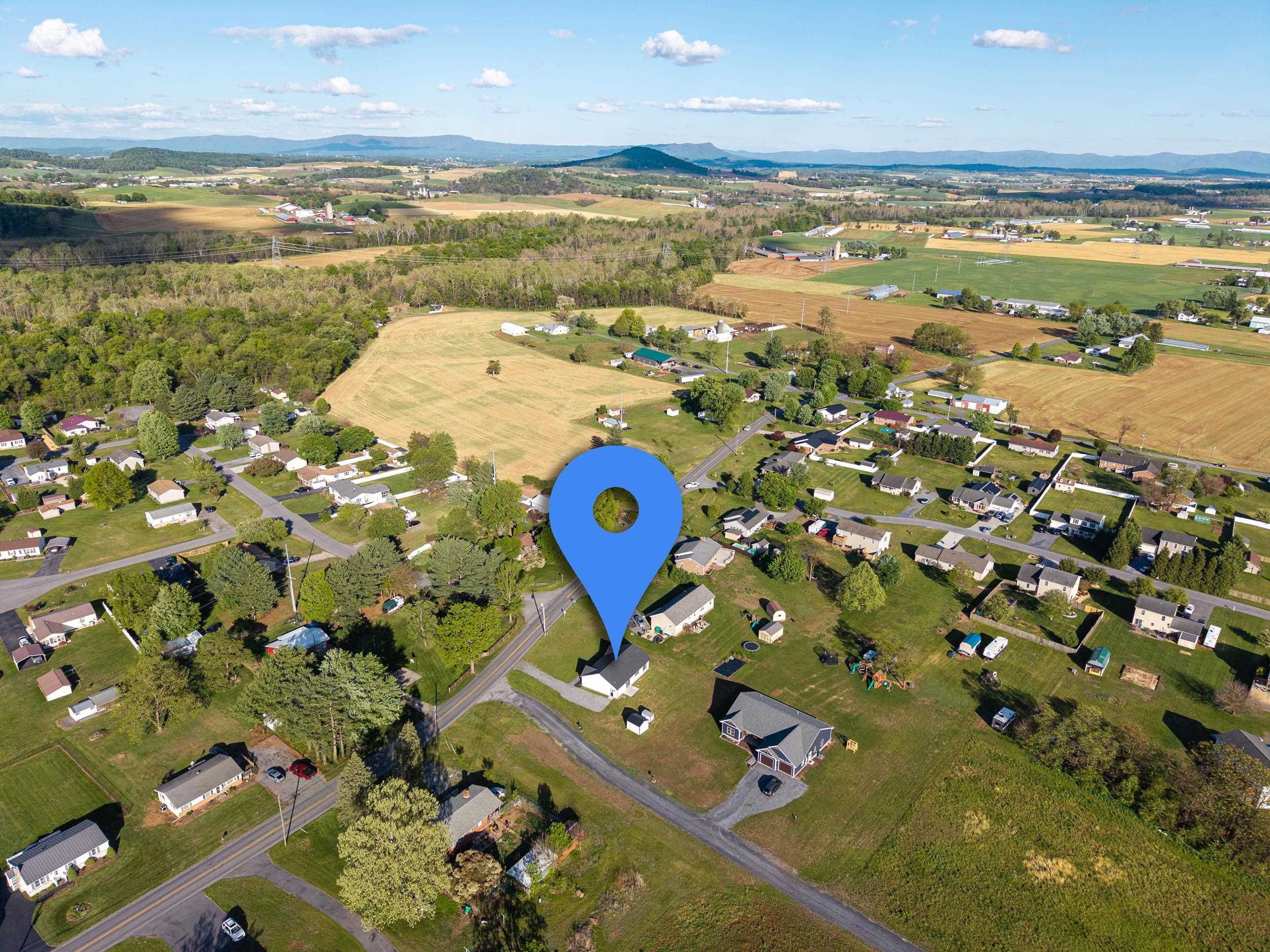 2212 W DRY RIVER RD, DAYTON, Virginia 22821, 3 Bedrooms Bedrooms, ,2 BathroomsBathrooms,Residential,2212 W DRY RIVER RD,676604 MLS # 676604