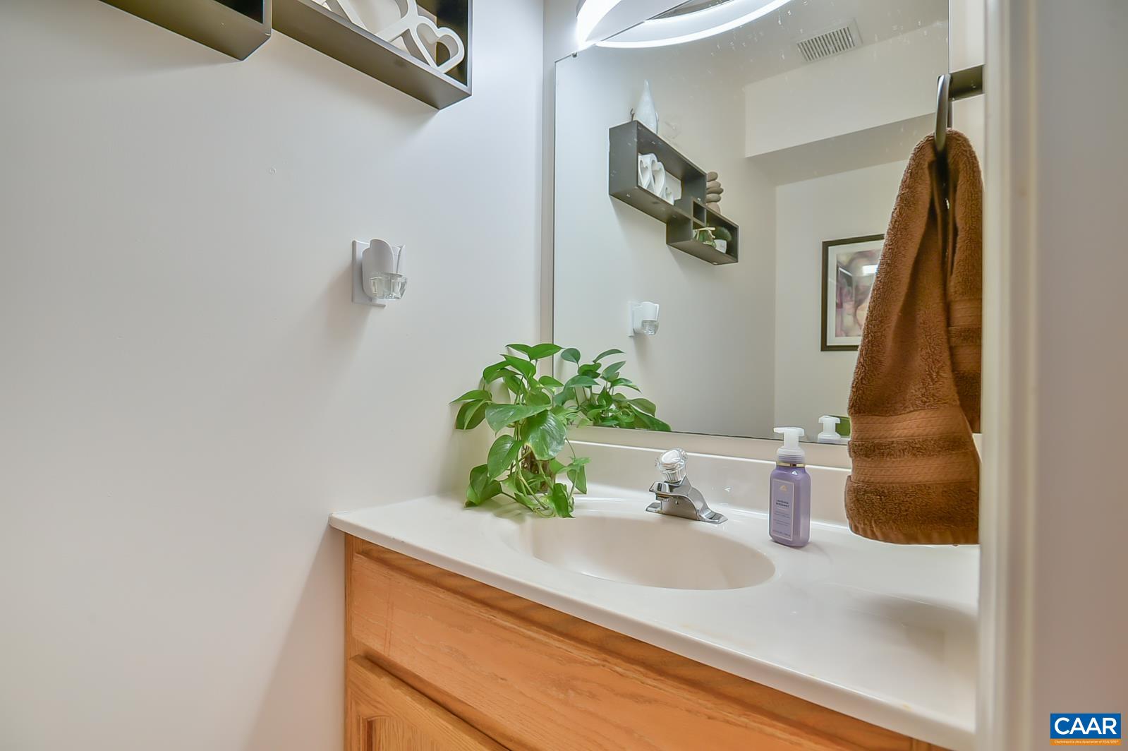 839 HARRIS RD, CHARLOTTESVILLE, Virginia 22902, 4 Bedrooms Bedrooms, ,2 BathroomsBathrooms,Residential,839 HARRIS RD,676605 MLS # 676605