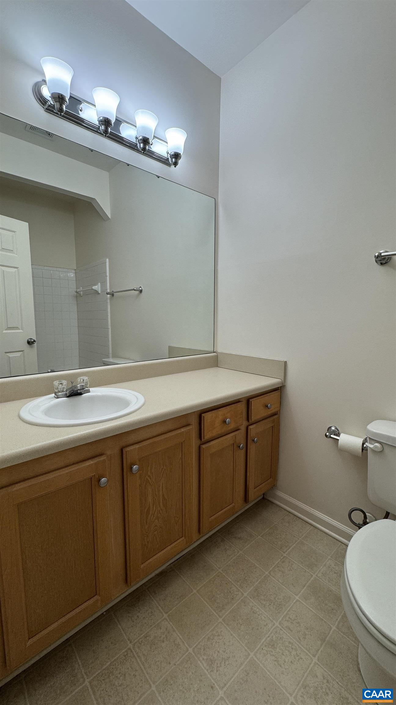 300 RIVERBEND DR, CHARLOTTESVILLE, Virginia 22911, 2 Bedrooms Bedrooms, ,2 BathroomsBathrooms,Residential,300 RIVERBEND DR,676606 MLS # 676606