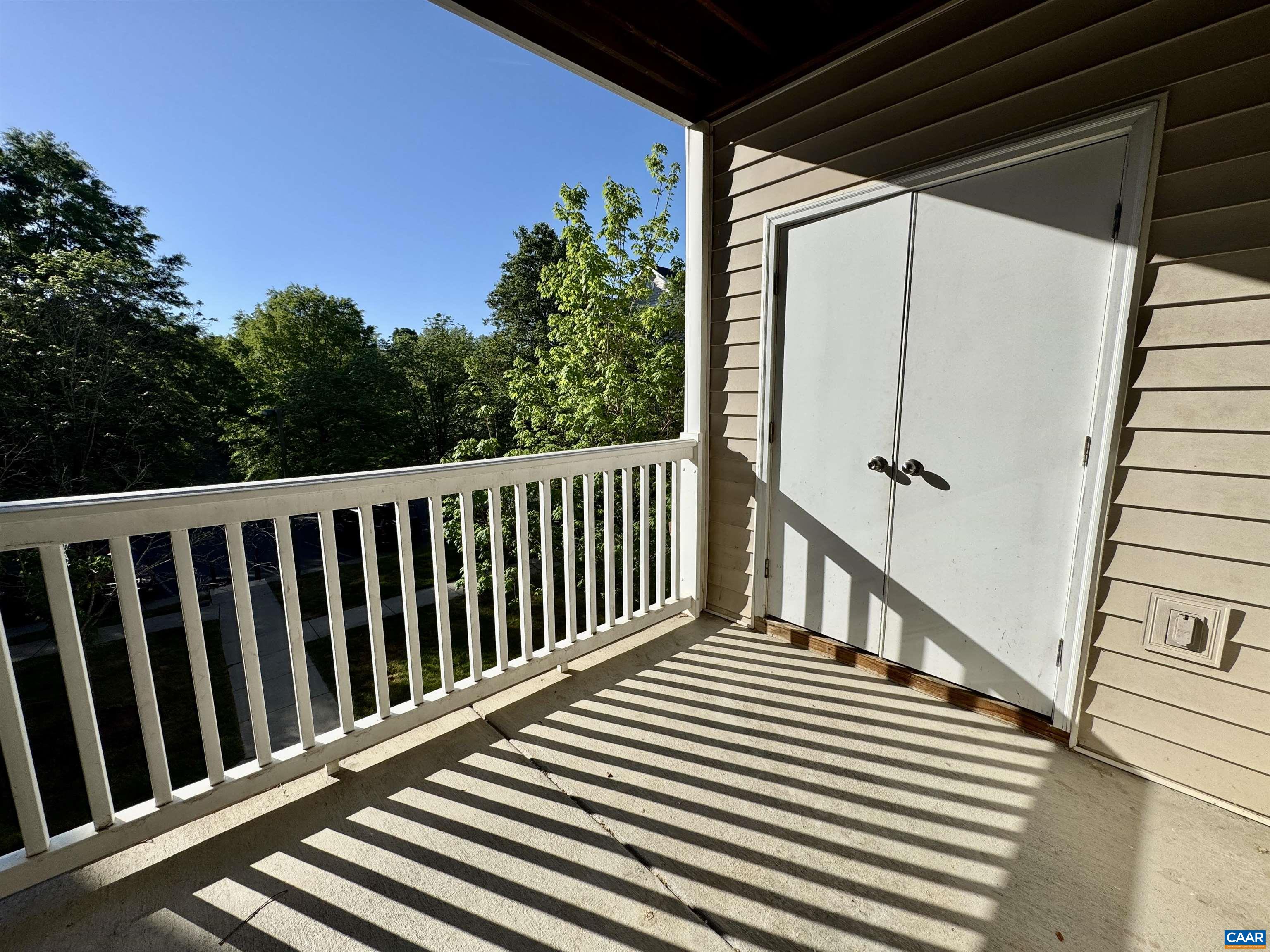 300 RIVERBEND DR, CHARLOTTESVILLE, Virginia 22911, 2 Bedrooms Bedrooms, ,2 BathroomsBathrooms,Residential,300 RIVERBEND DR,676606 MLS # 676606