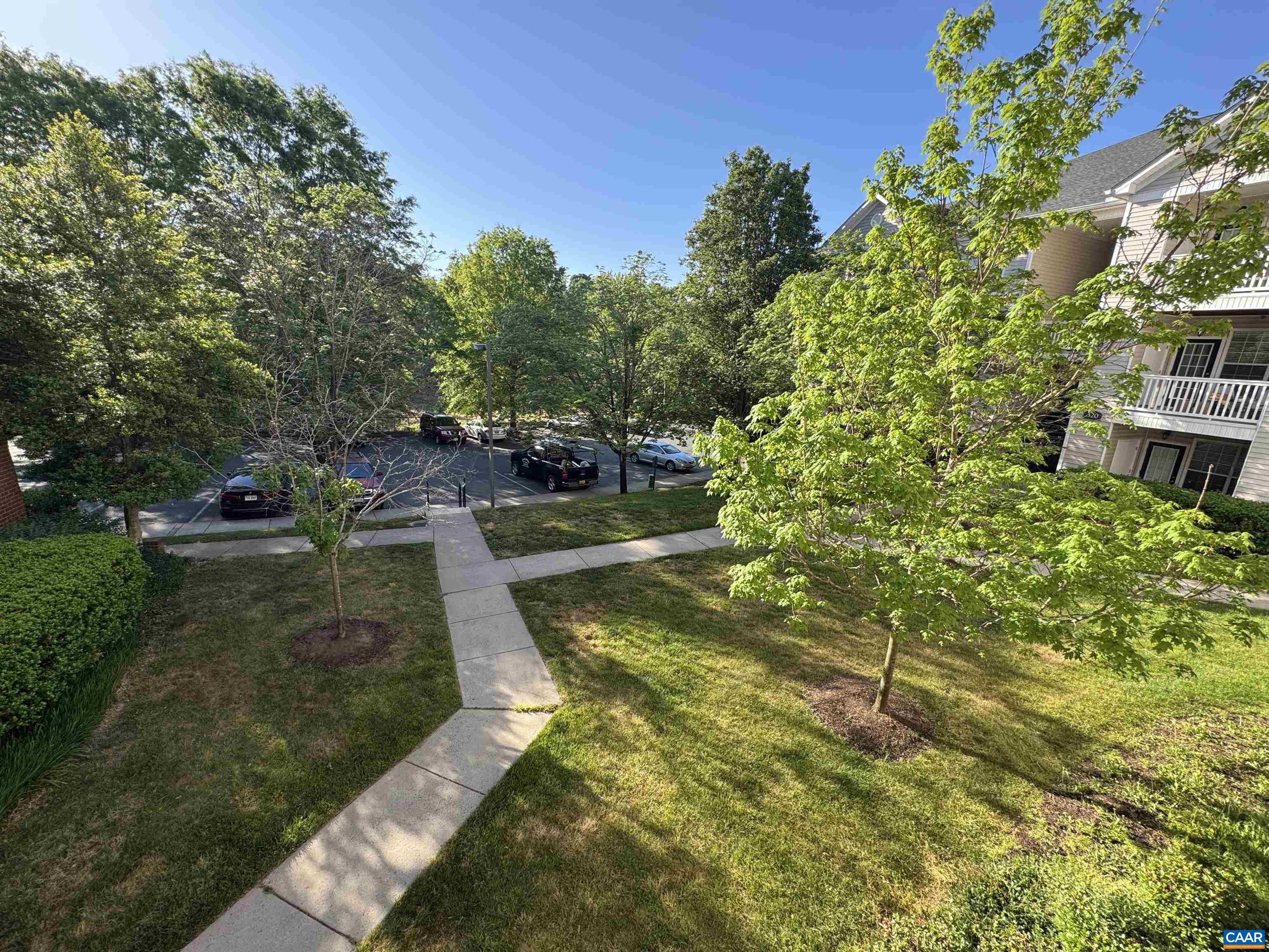 300 RIVERBEND DR, CHARLOTTESVILLE, Virginia 22911, 2 Bedrooms Bedrooms, ,2 BathroomsBathrooms,Residential,300 RIVERBEND DR,676606 MLS # 676606