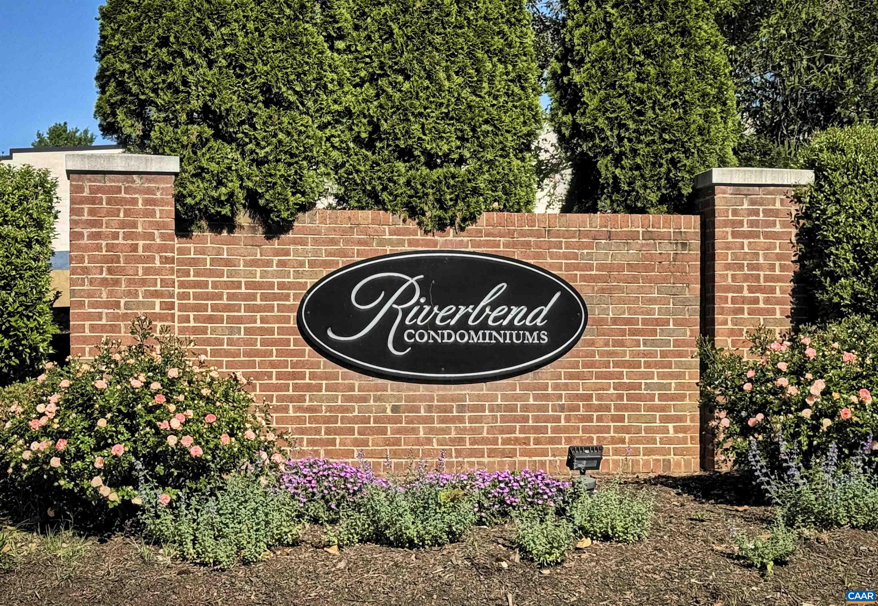 300 RIVERBEND DR, CHARLOTTESVILLE, Virginia 22911, 2 Bedrooms Bedrooms, ,2 BathroomsBathrooms,Residential,300 RIVERBEND DR,676606 MLS # 676606
