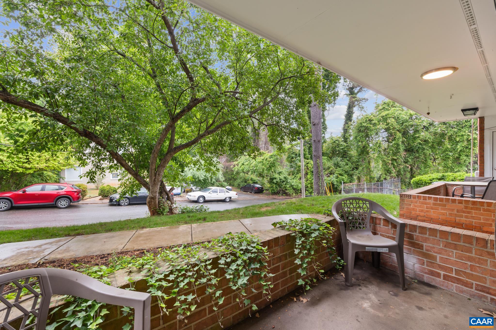 1800 JEFFERSON PARK AVE, CHARLOTTESVILLE, Virginia 22903, 1 Bedroom Bedrooms, ,1 BathroomBathrooms,Residential,1800 JEFFERSON PARK AVE,676608 MLS # 676608