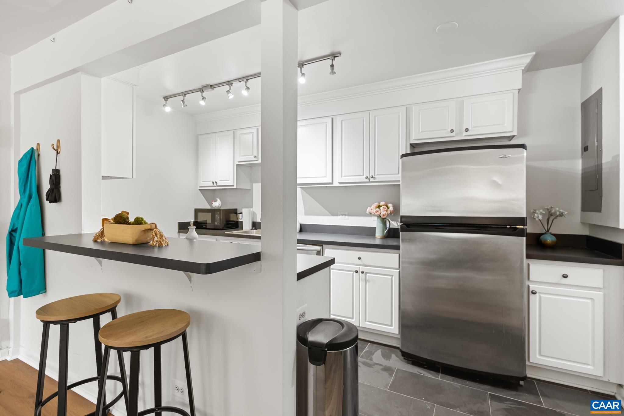 1800 JEFFERSON PARK AVE, CHARLOTTESVILLE, Virginia 22903, 1 Bedroom Bedrooms, ,1 BathroomBathrooms,Residential,1800 JEFFERSON PARK AVE,676608 MLS # 676608