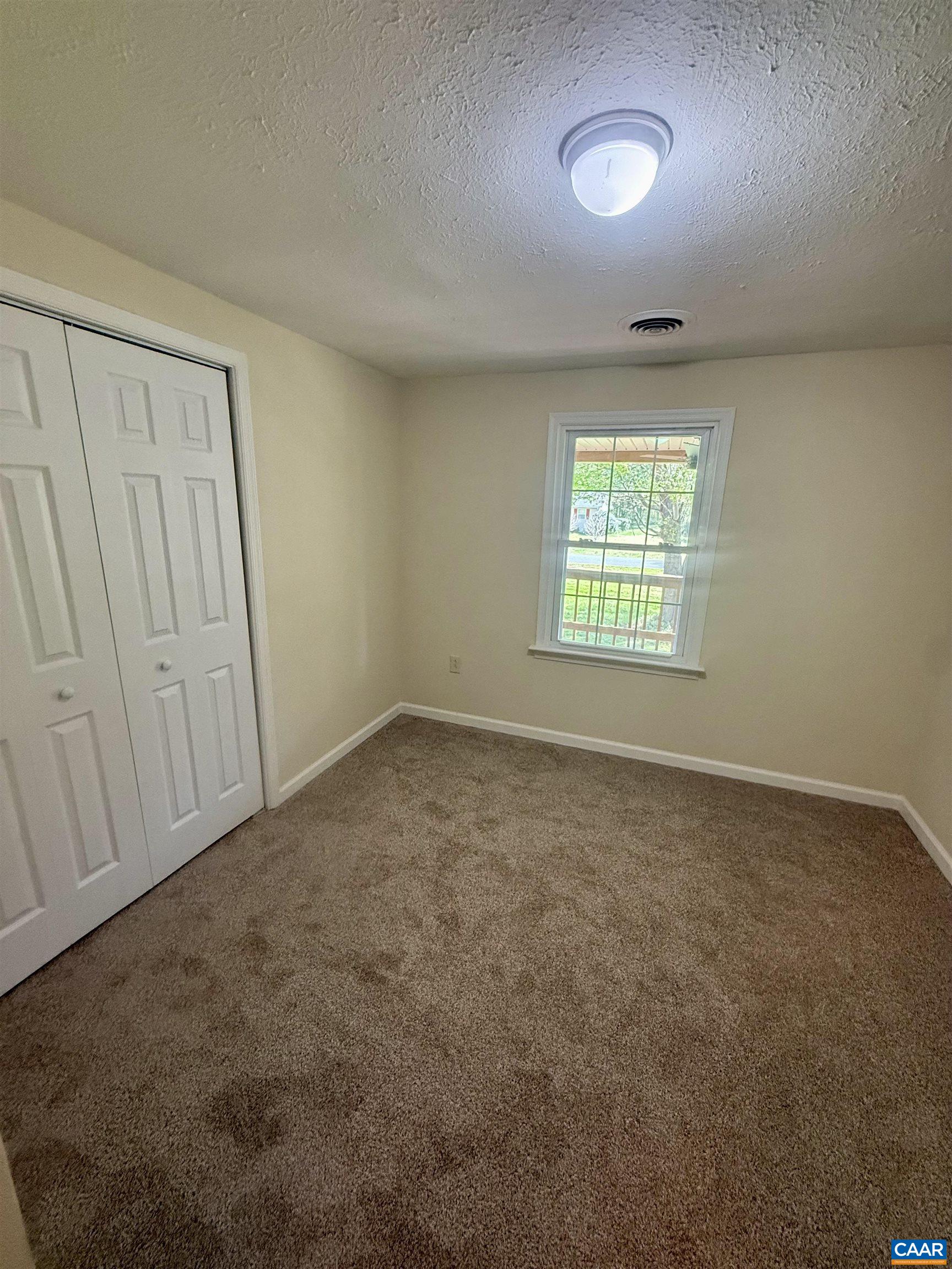 100 LAKE DR, FARMVILLE, Virginia 23901, 3 Bedrooms Bedrooms, ,2 BathroomsBathrooms,Residential,100 LAKE DR,676609 MLS # 676609