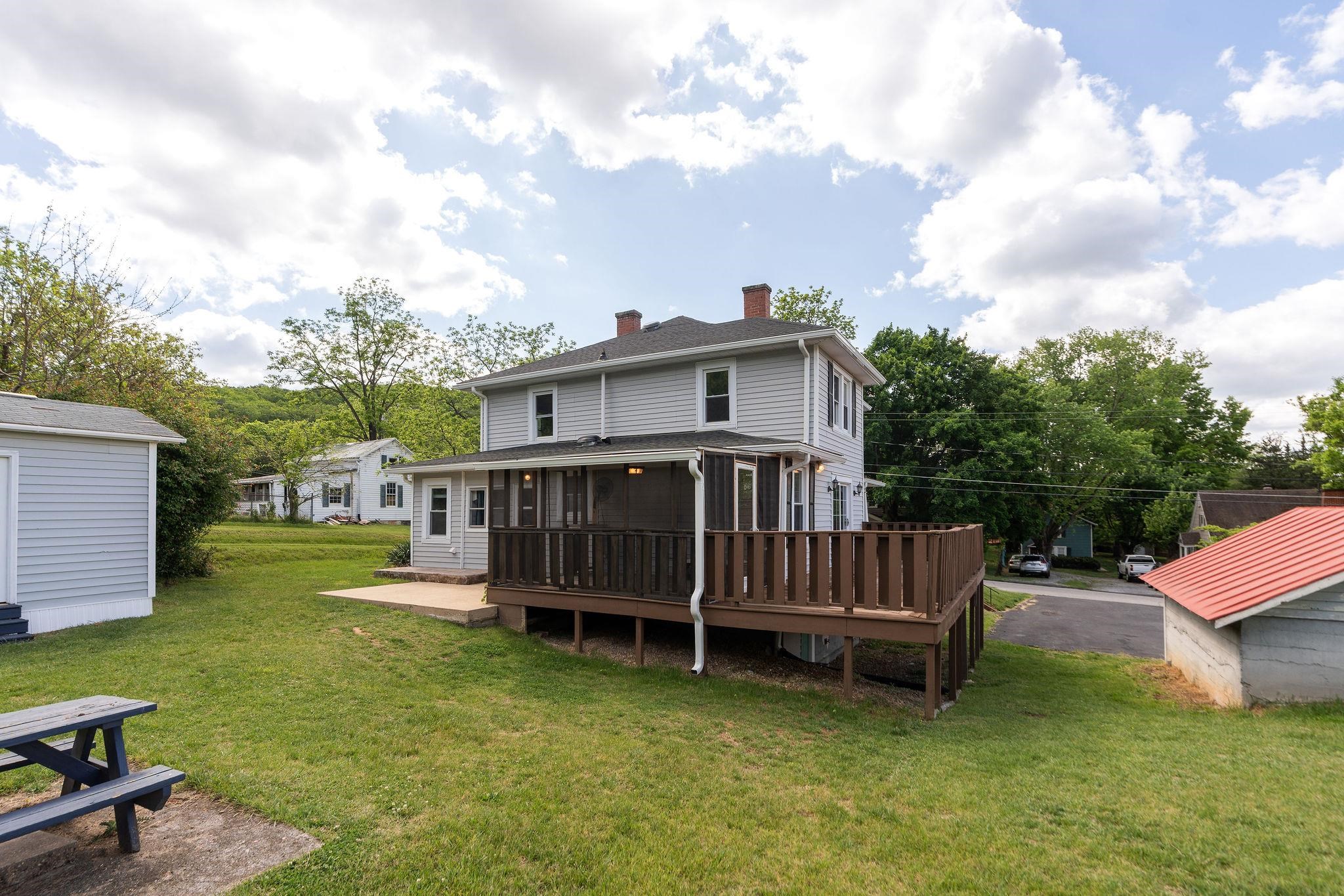 429 BETSY BELL RD, STAUNTON, Virginia 24401, 4 Bedrooms Bedrooms, ,2 BathroomsBathrooms,Residential,429 BETSY BELL RD,676610 MLS # 676610