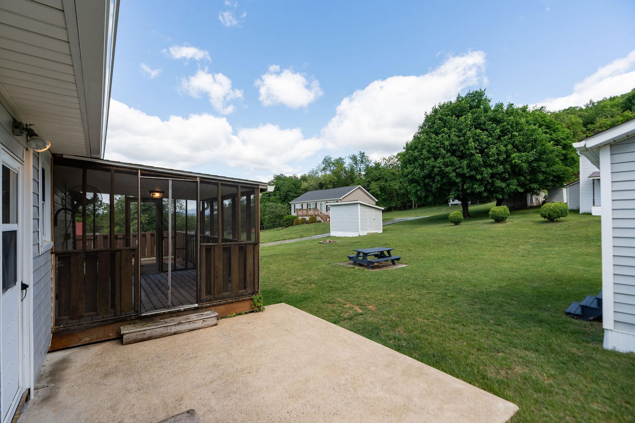 429 BETSY BELL RD, STAUNTON, Virginia 24401, 4 Bedrooms Bedrooms, ,2 BathroomsBathrooms,Residential,429 BETSY BELL RD,676610 MLS # 676610